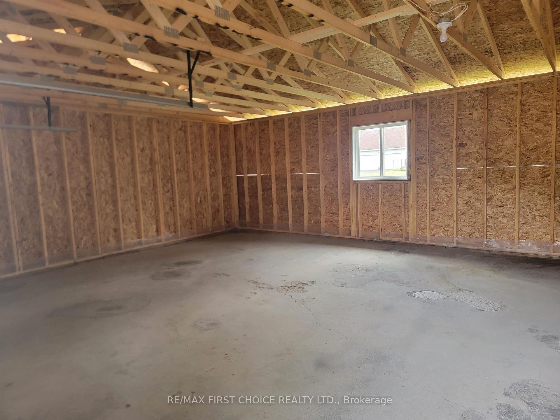 Photo 19 of 613 Third Street W, Fort Frances — HOMEH