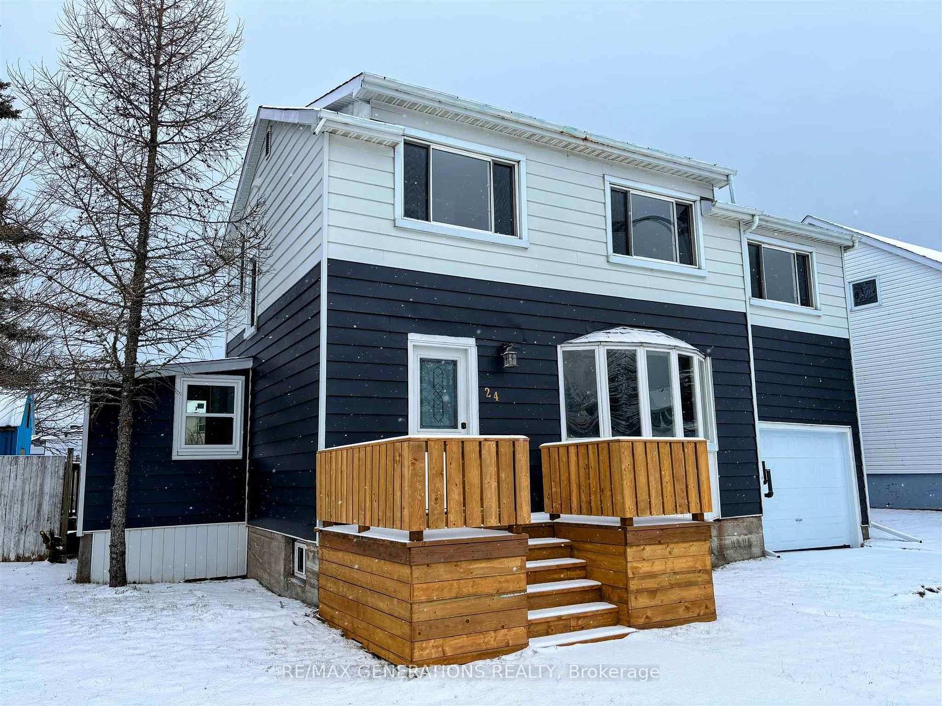 Photo 1 of 24 Stevens Avenue, Marathon — HOMEH