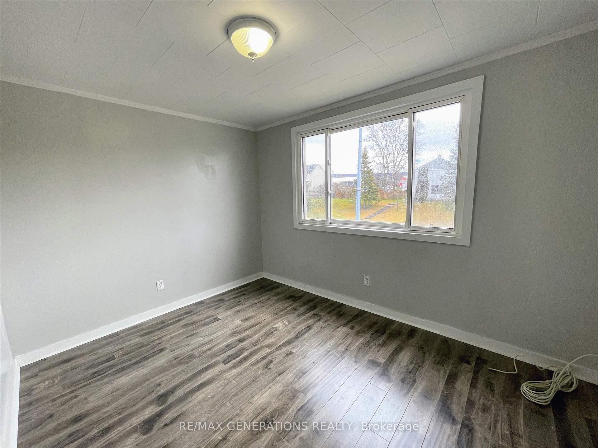 Photo 15 of 24 Stevens Avenue, Marathon — HOMEH