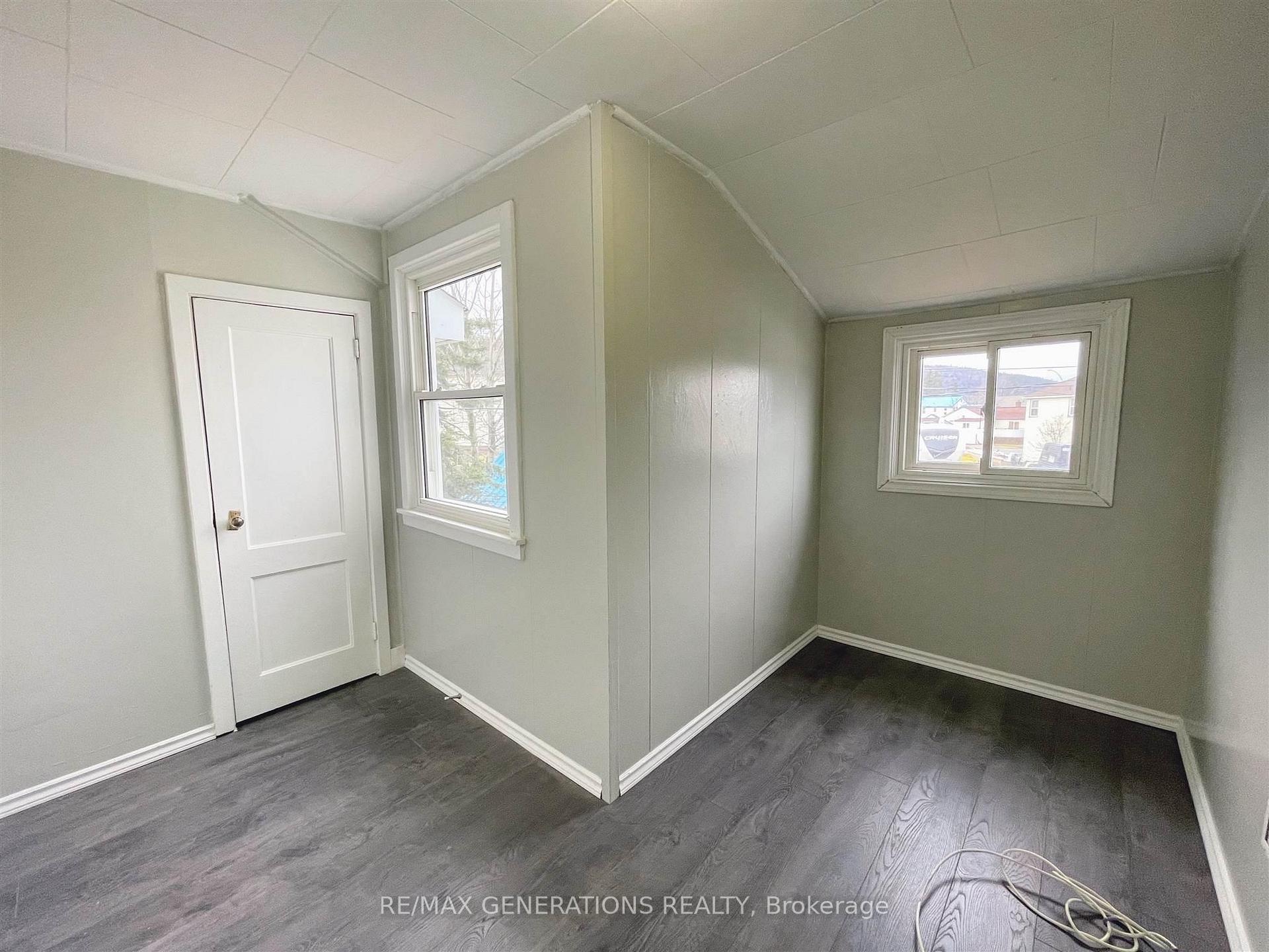 Photo 17 of 24 Stevens Avenue, Marathon — HOMEH