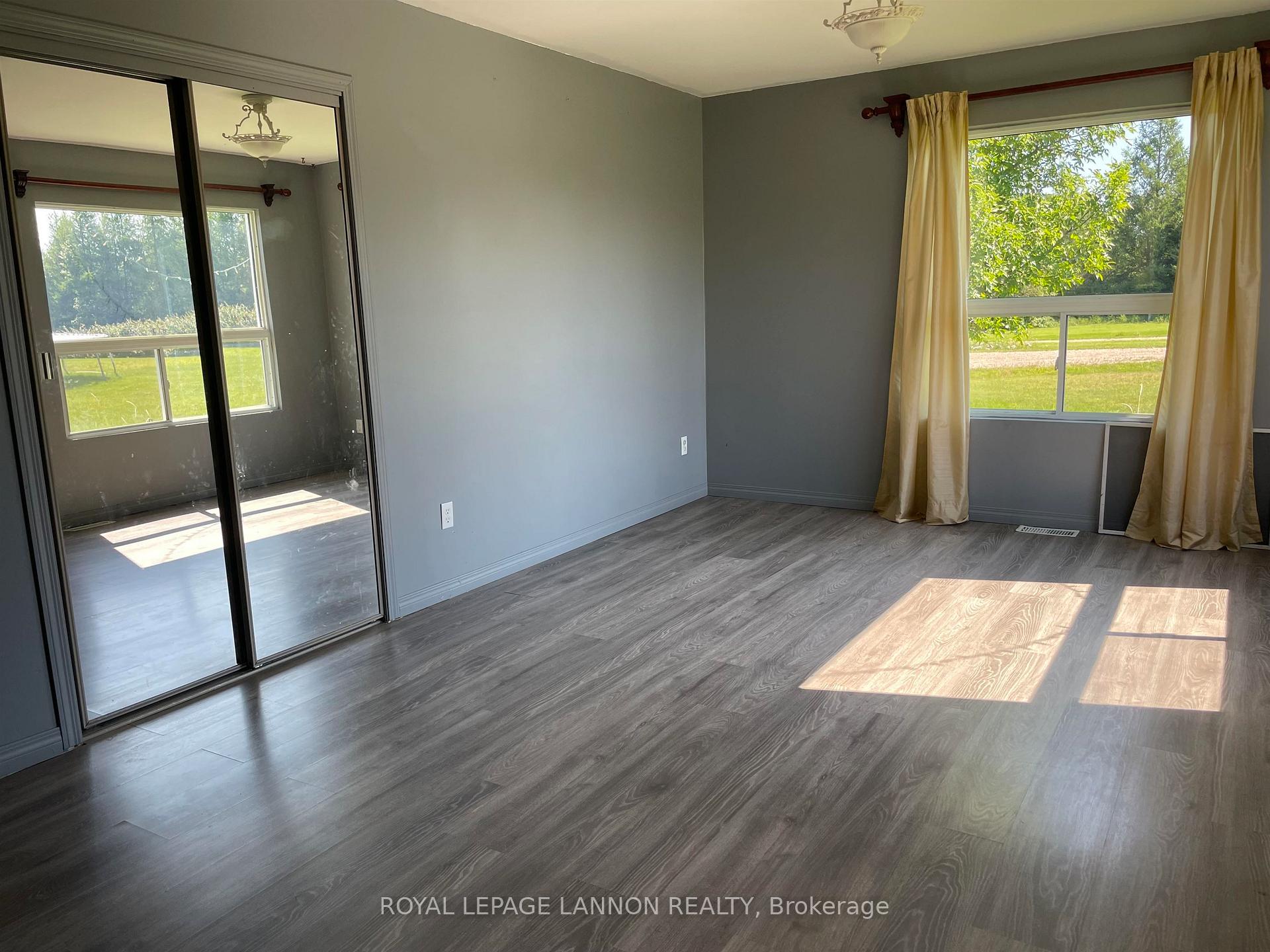Photo 4 of 667 North Road, Thunder Bay Remote Area — HOMEH