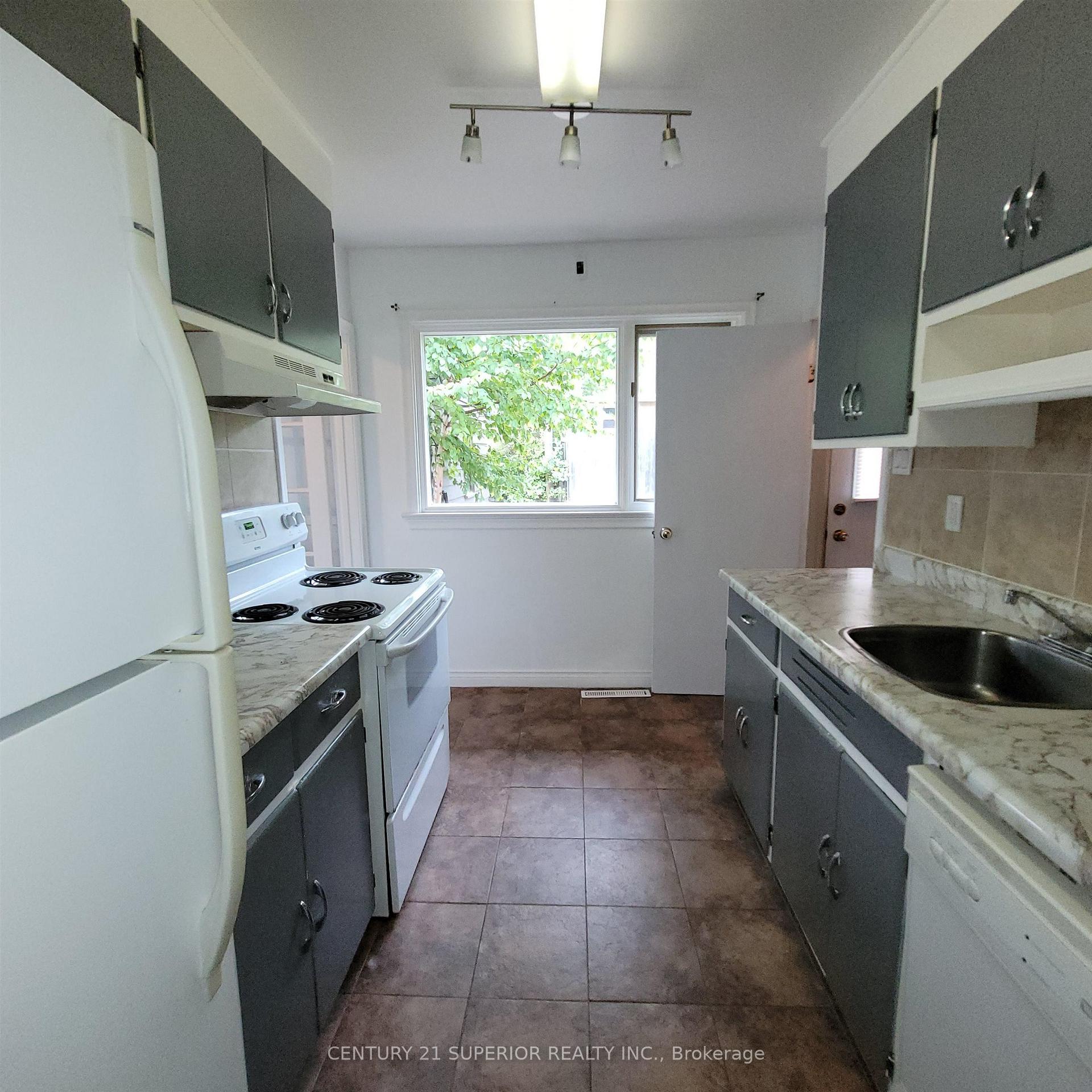 Photo 8 of 22 & 24 Mona Drive, Manitouwadge — HOMEH