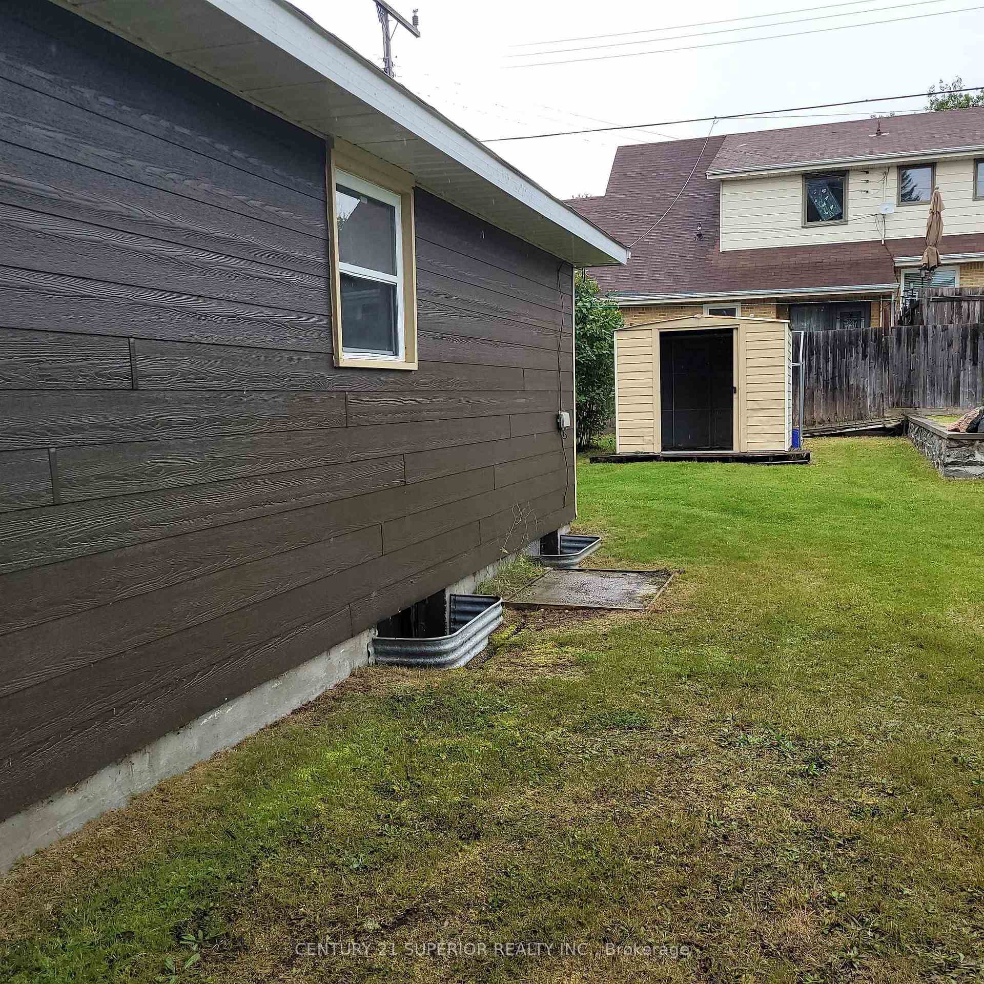 Photo 26 of 22 & 24 Mona Drive, Manitouwadge — HOMEH