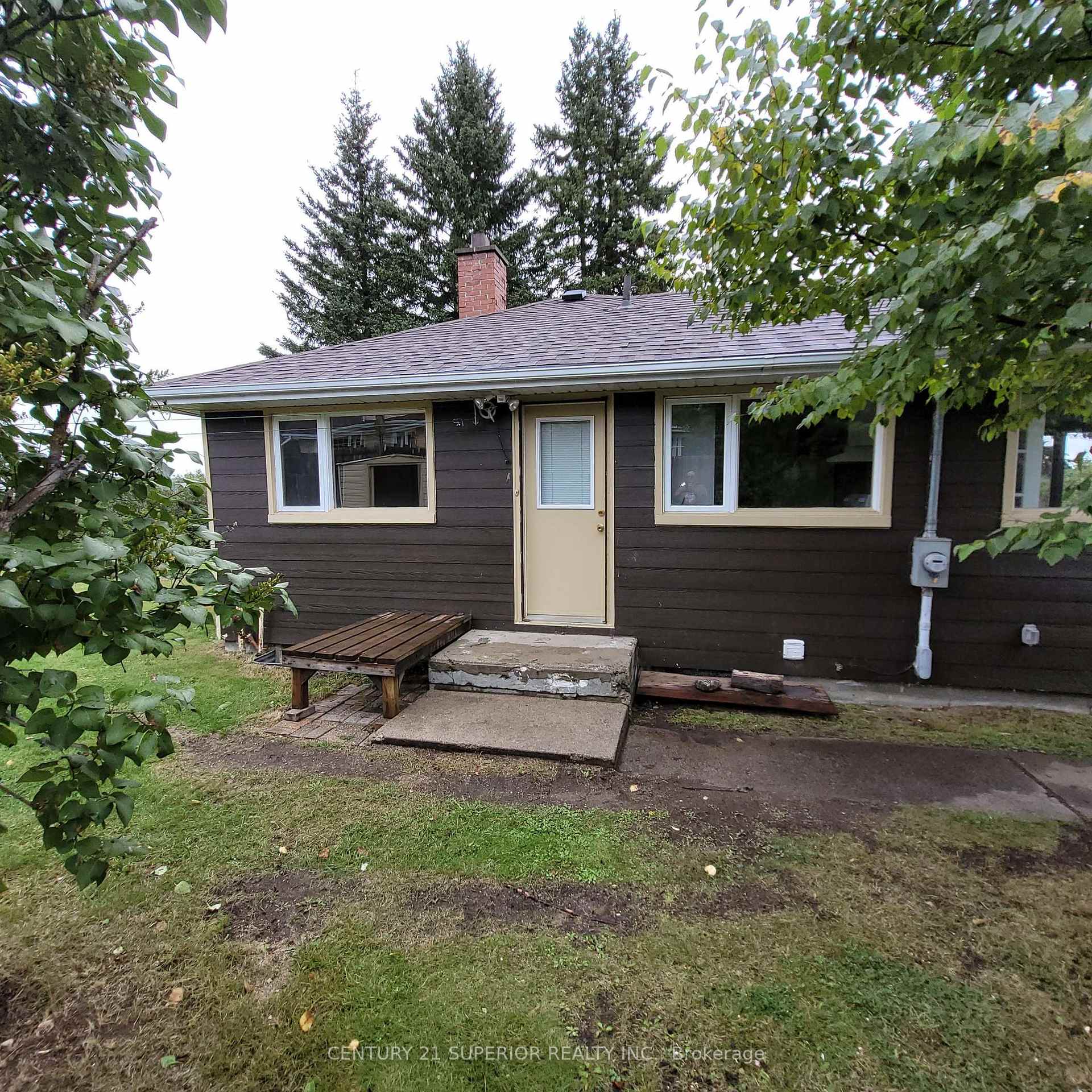 Photo 31 of 22 & 24 Mona Drive, Manitouwadge — HOMEH