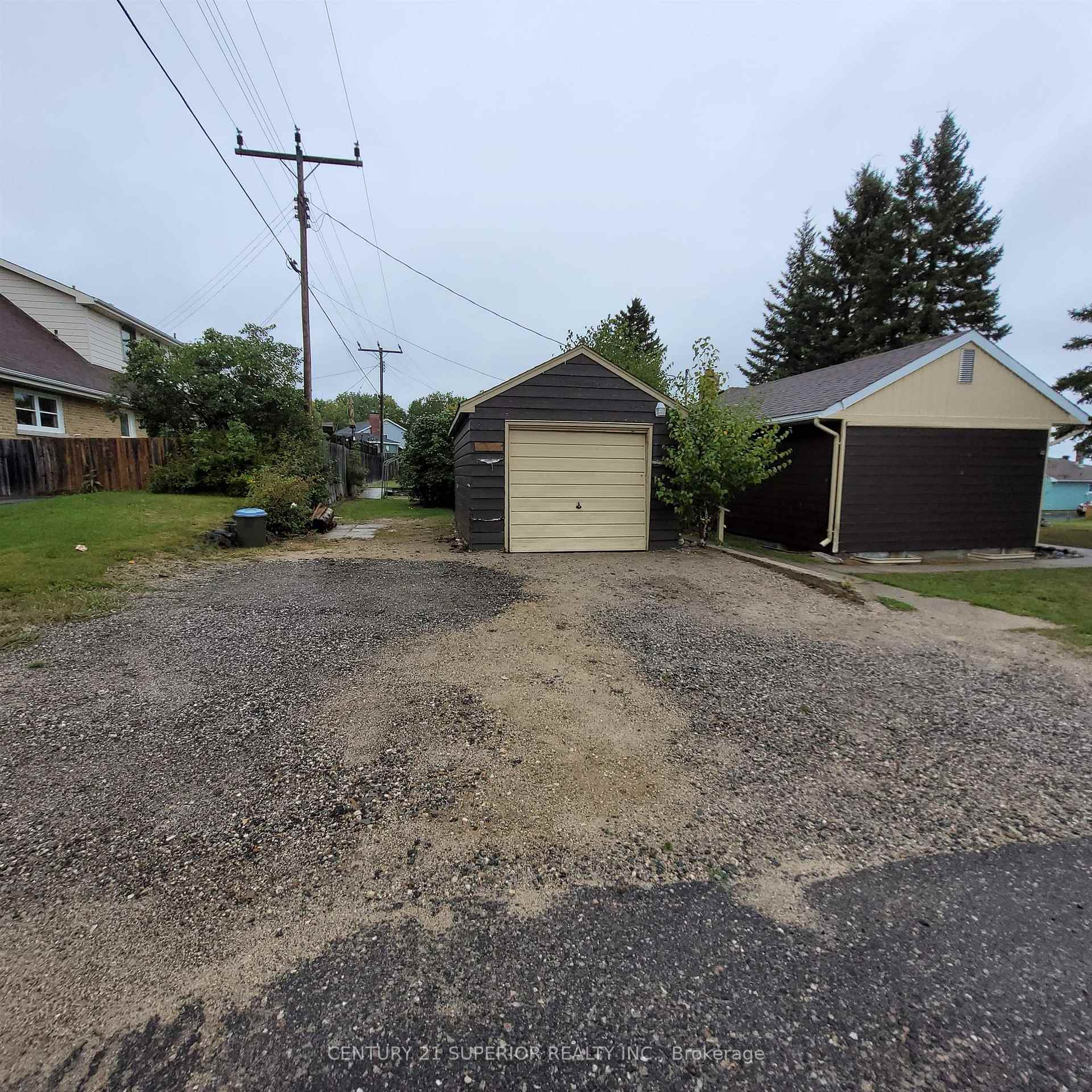 Photo 40 of 22 & 24 Mona Drive, Manitouwadge — HOMEH