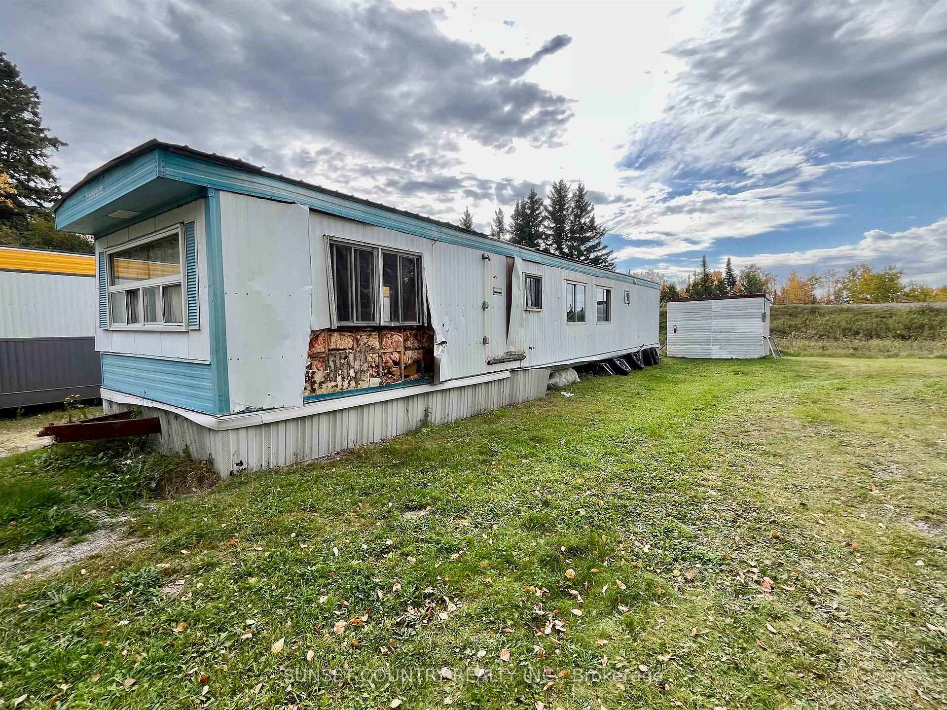 Photo 11 of 22 Fourth Street, Kenora Remote Area, Dinorwic — HOMEH