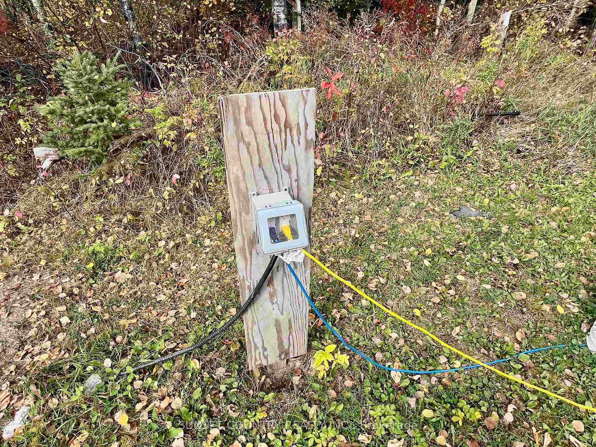 Photo 13 of 22 Fourth Street, Kenora Remote Area, Dinorwic — HOMEH