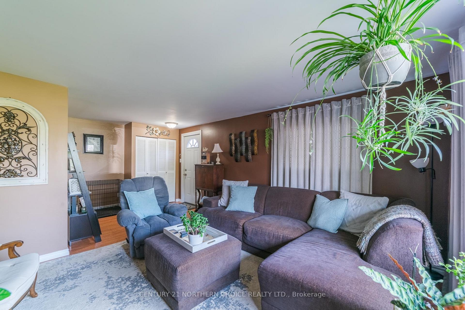 Photo 5 of 603 Sixth Avenue S, Kenora, Lakeside — HOMEH
