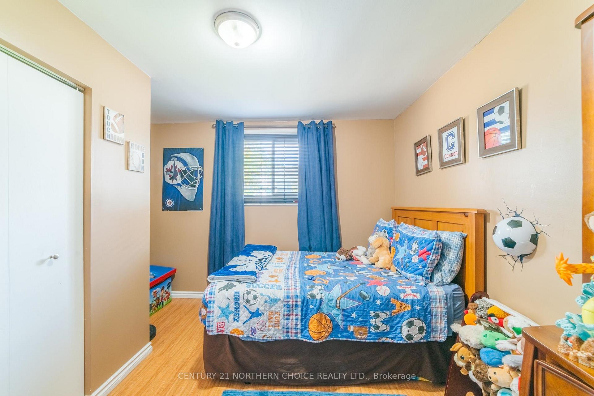 Photo 19 of 603 Sixth Avenue S, Kenora, Lakeside — HOMEH