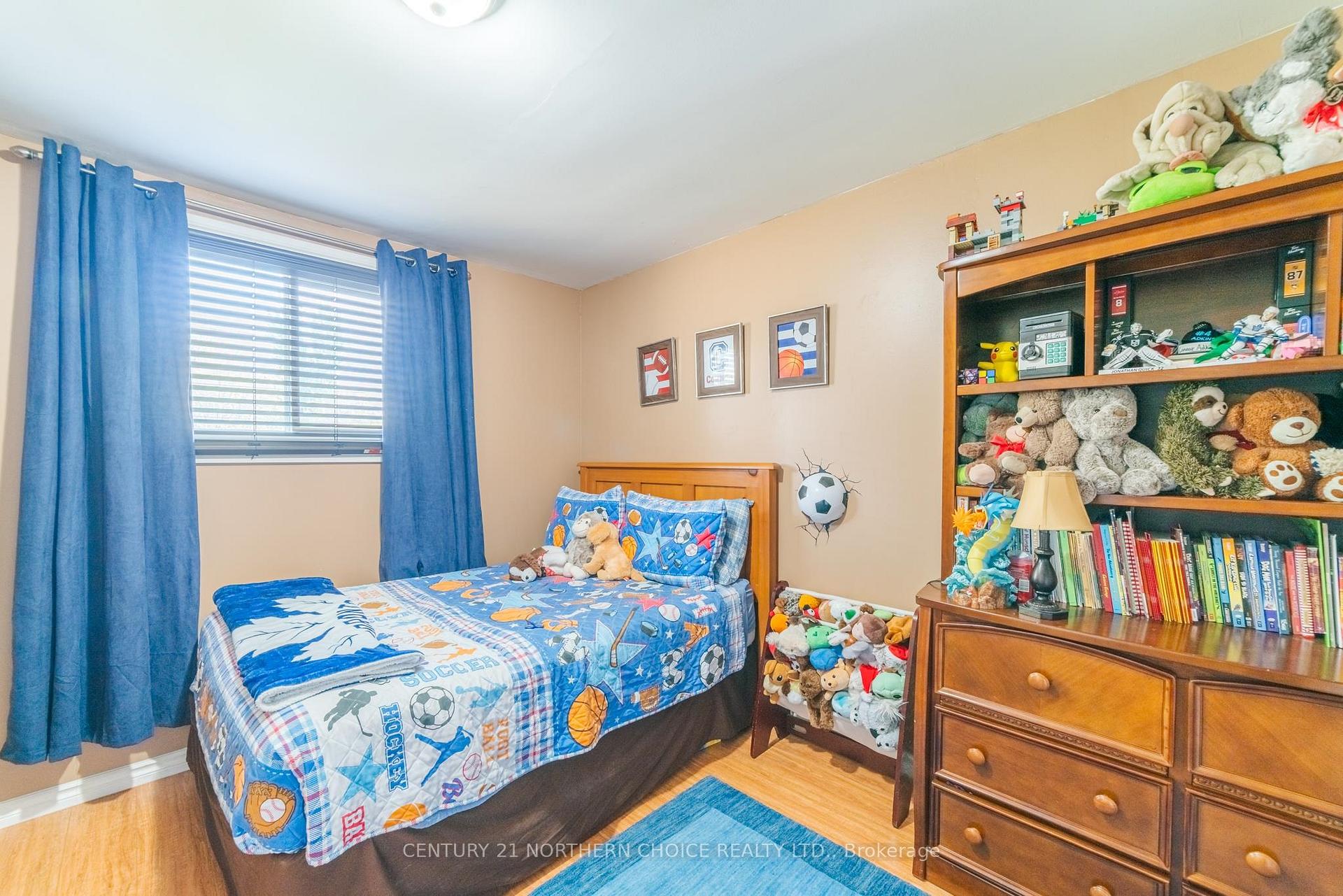 Photo 20 of 603 Sixth Avenue S, Kenora, Lakeside — HOMEH