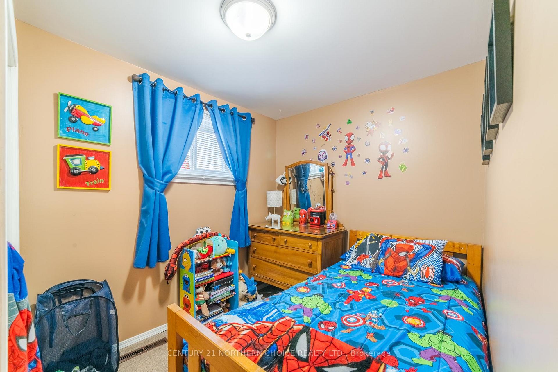 Photo 21 of 603 Sixth Avenue S, Kenora, Lakeside — HOMEH