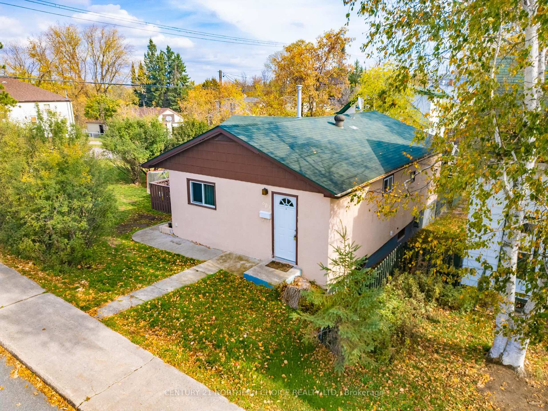 Photo 30 of 603 Sixth Avenue S, Kenora, Lakeside — HOMEH