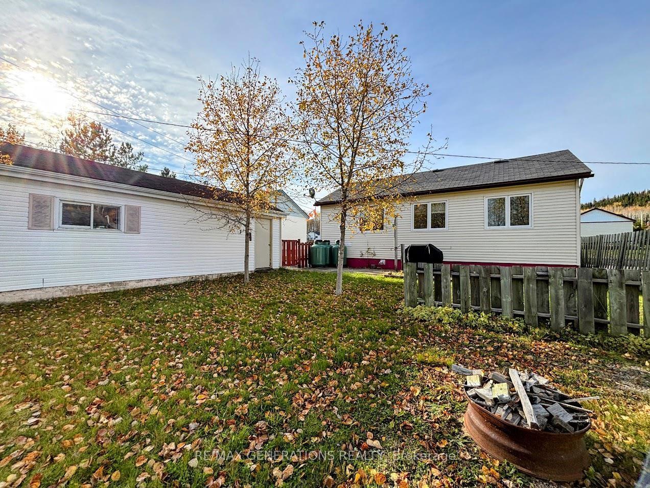 Photo 39 of 22 Robin Avenue, Manitouwadge — HOMEH