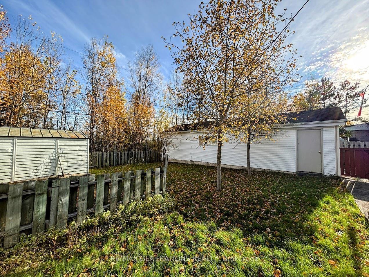 Photo 40 of 22 Robin Avenue, Manitouwadge — HOMEH