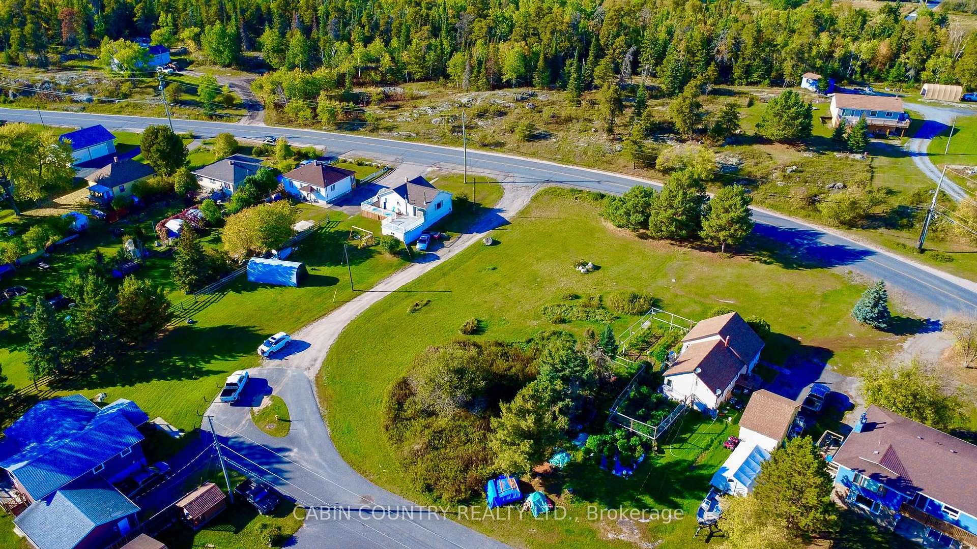 Photo 2 of 225 Rabbit Lake Road, Kenora, Rabbit Lake — HOMEH