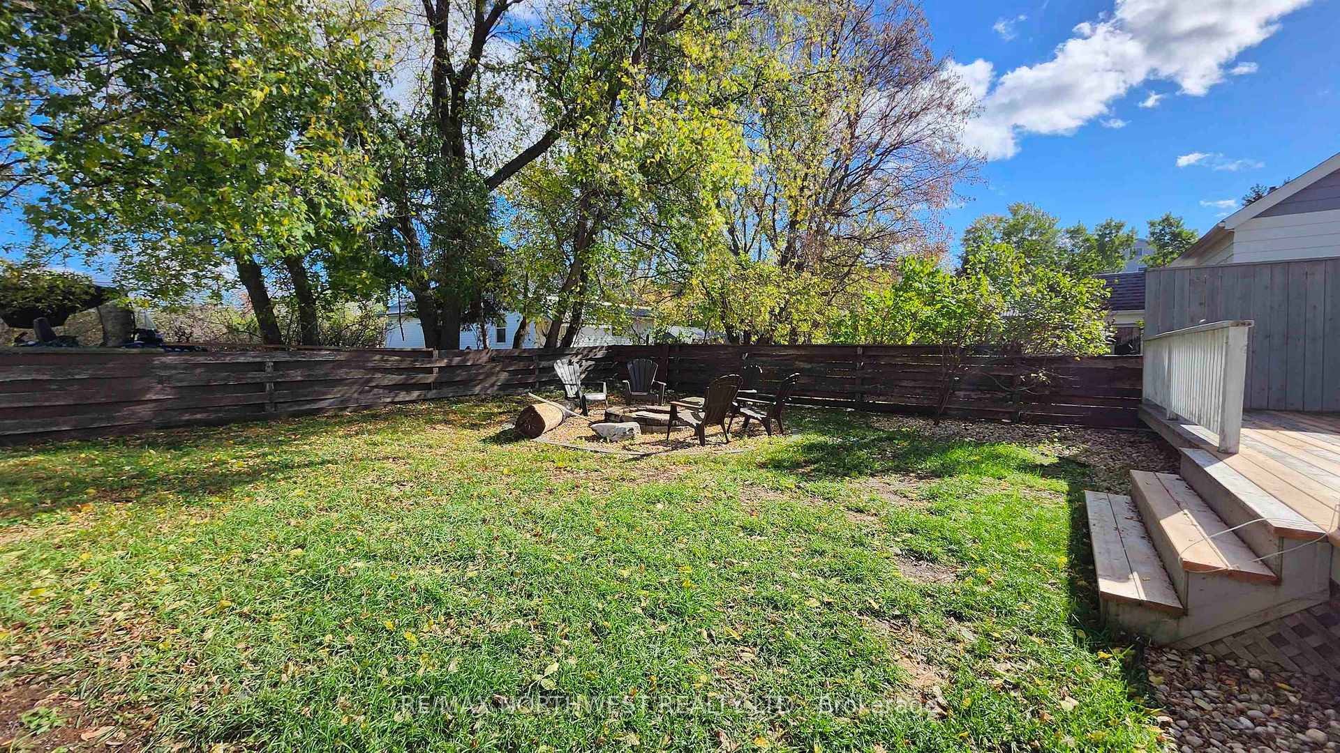 Photo 5 of 419 River Street, Kenora, Keewatin — HOMEH