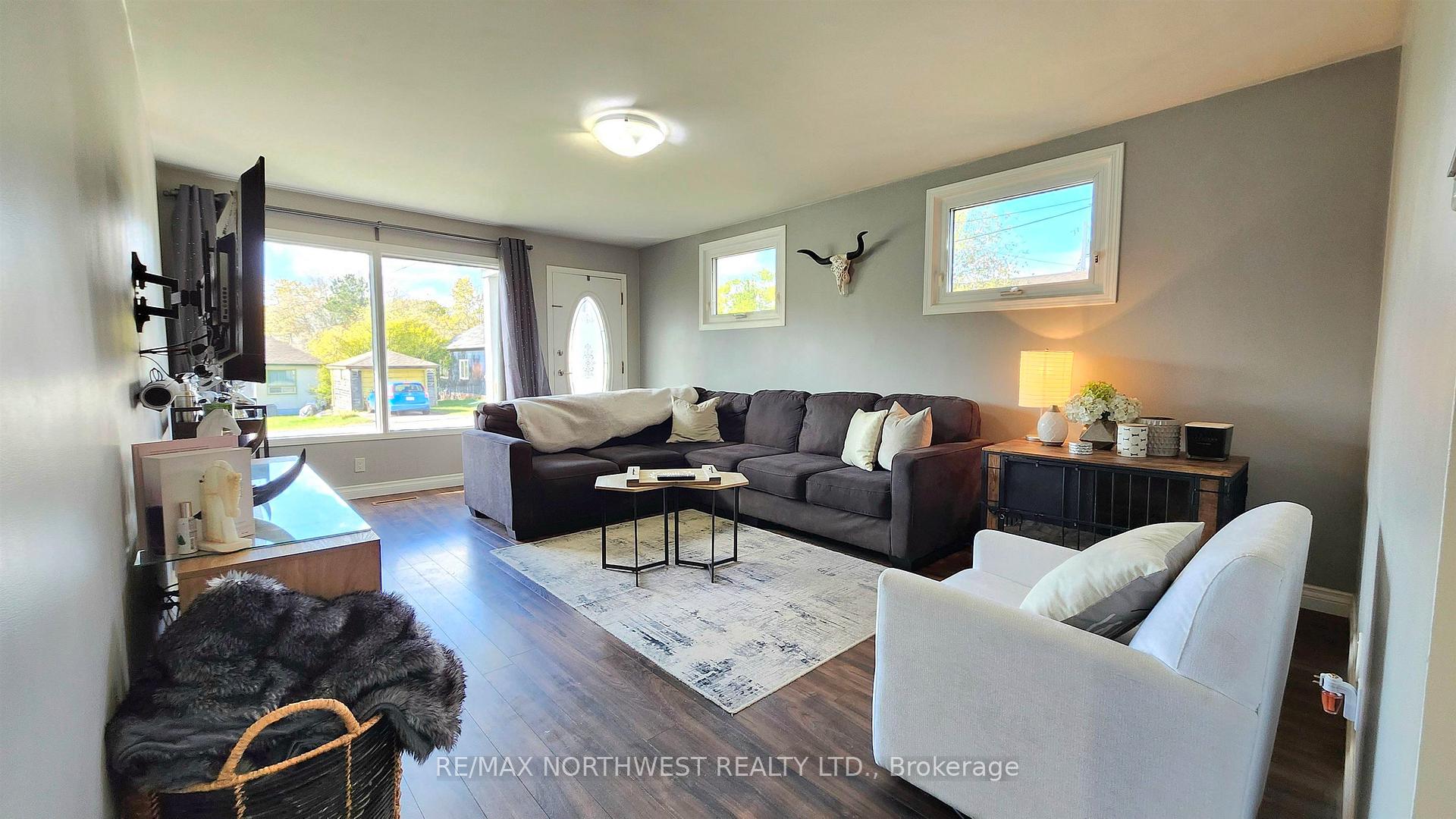 Photo 18 of 419 River Street, Kenora, Keewatin — HOMEH