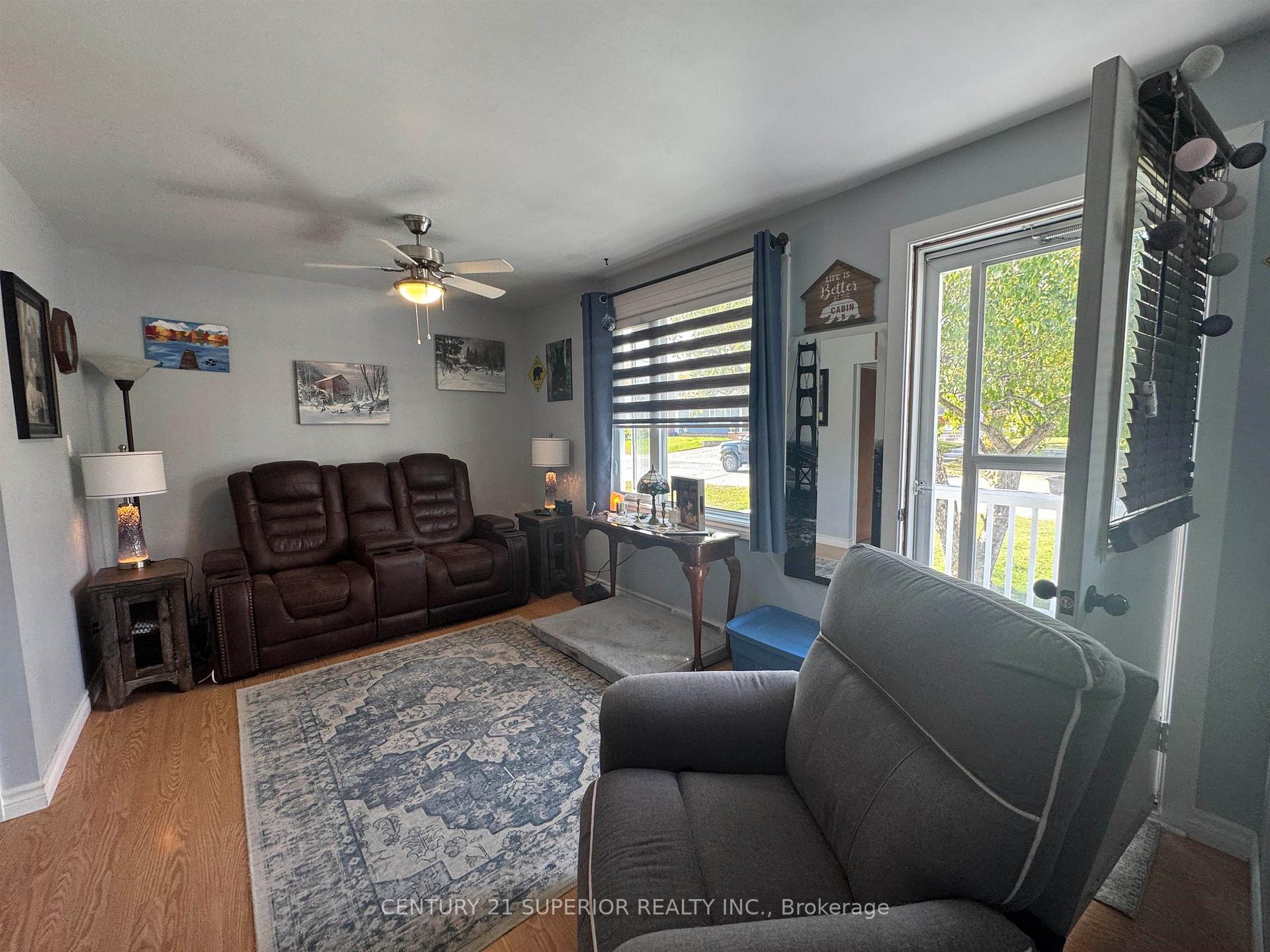 Photo 5 of 27 Adjala Avenue, Manitouwadge — HOMEH