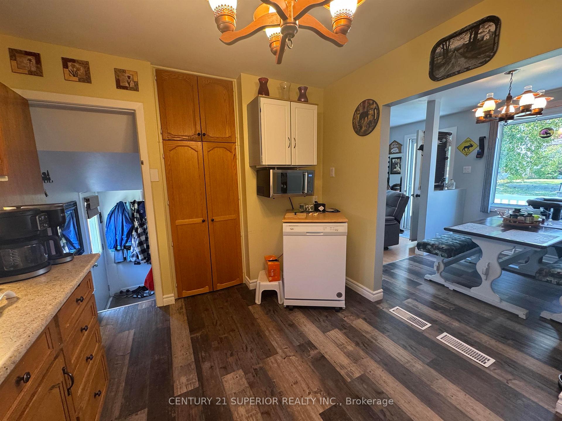 Photo 13 of 27 Adjala Avenue, Manitouwadge — HOMEH