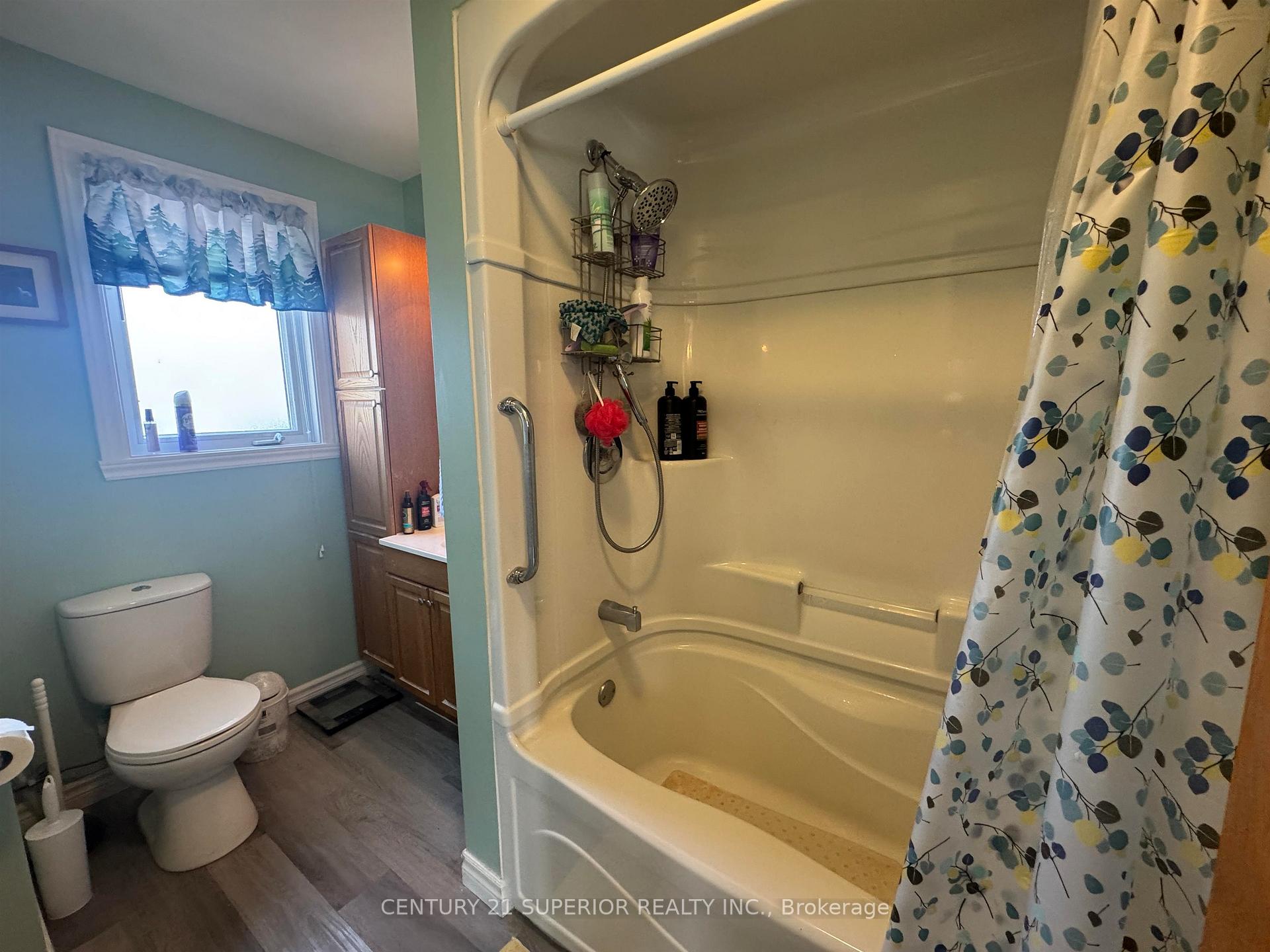 Photo 15 of 27 Adjala Avenue, Manitouwadge — HOMEH