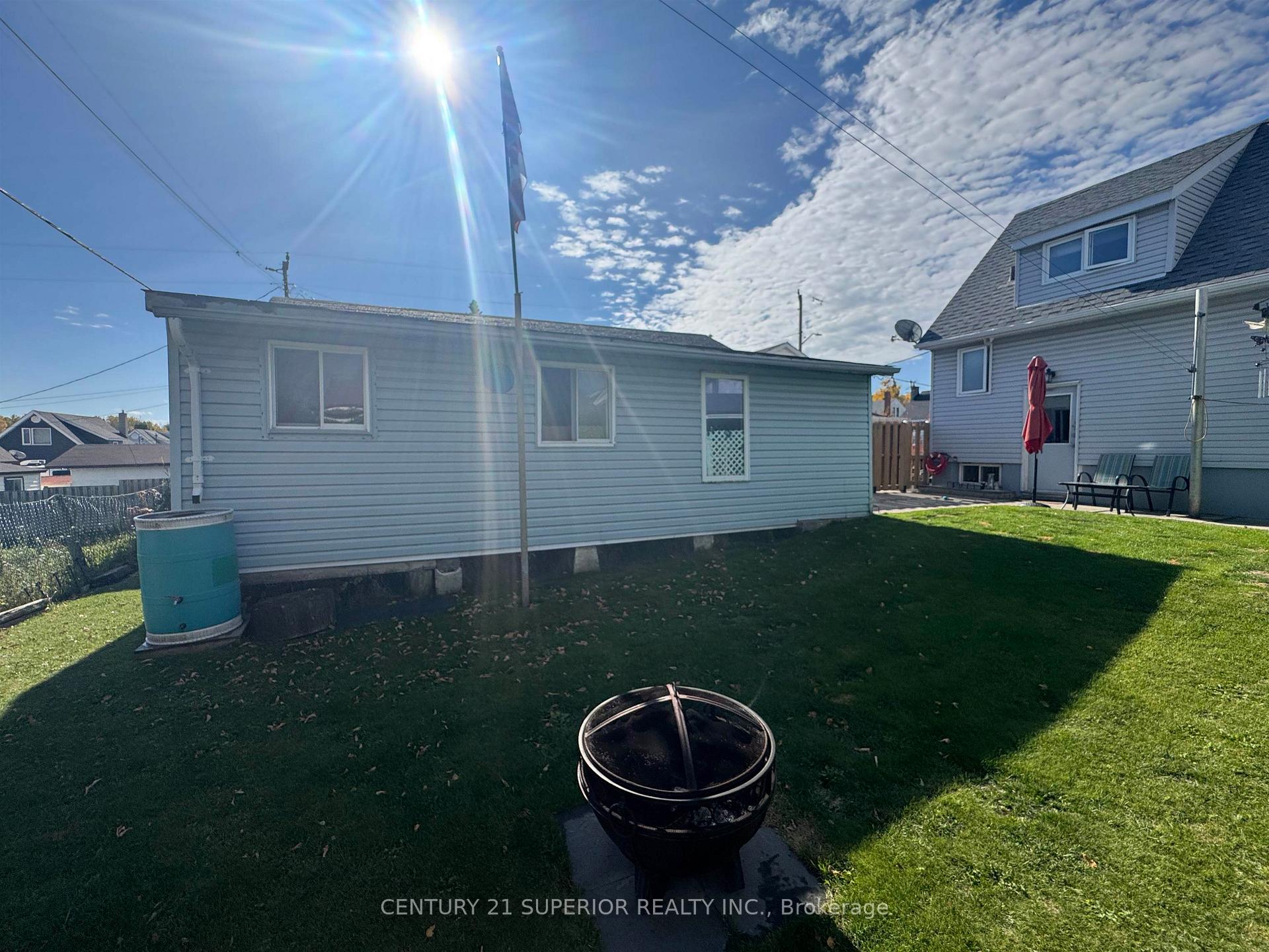 Photo 38 of 27 Adjala Avenue, Manitouwadge — HOMEH