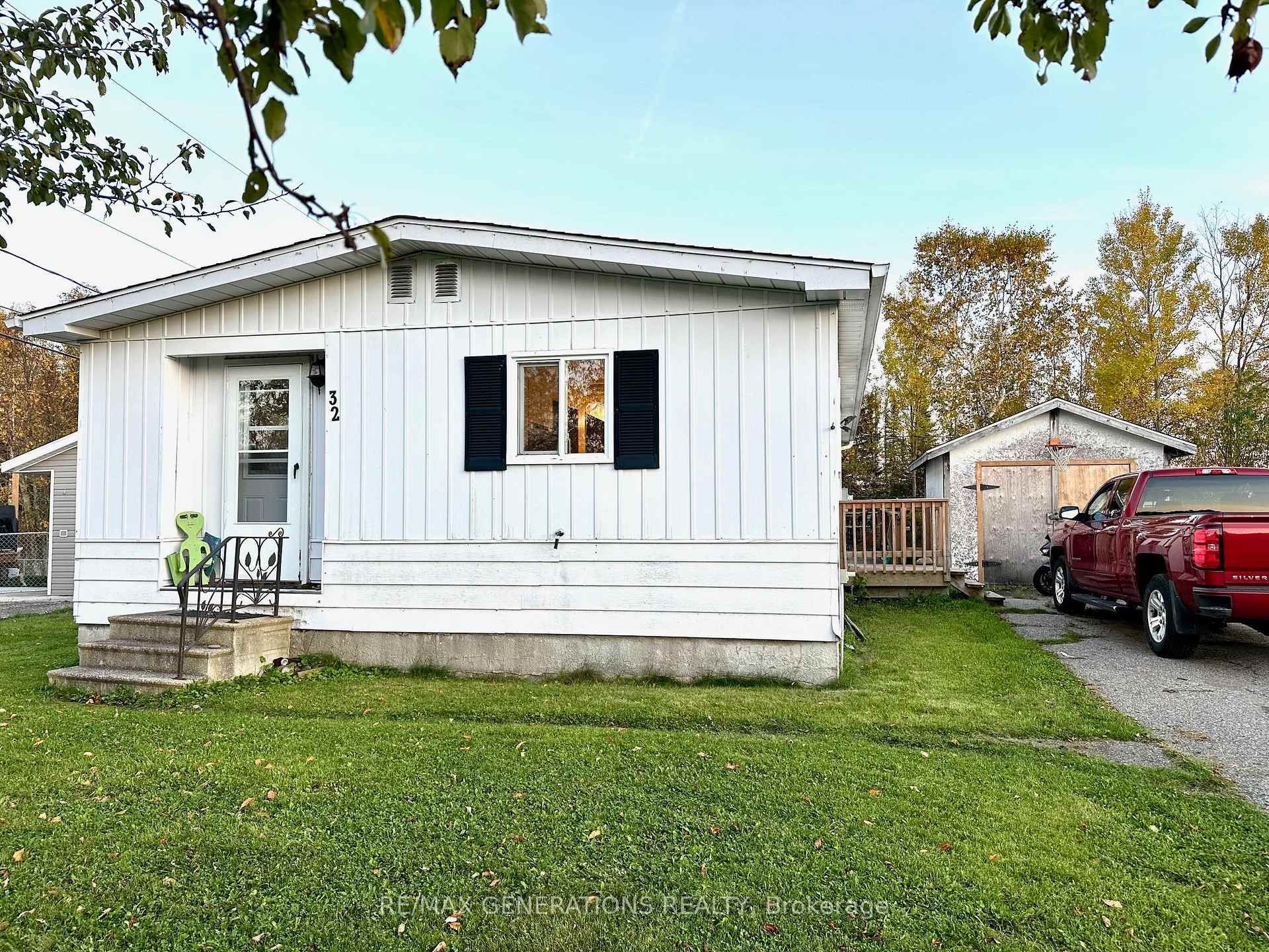 Photo 1 of 32 Cavanaugh Crescent, Terrace Bay — HOMEH