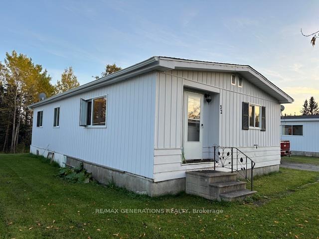 Photo 2 of 32 Cavanaugh Crescent, Terrace Bay — HOMEH