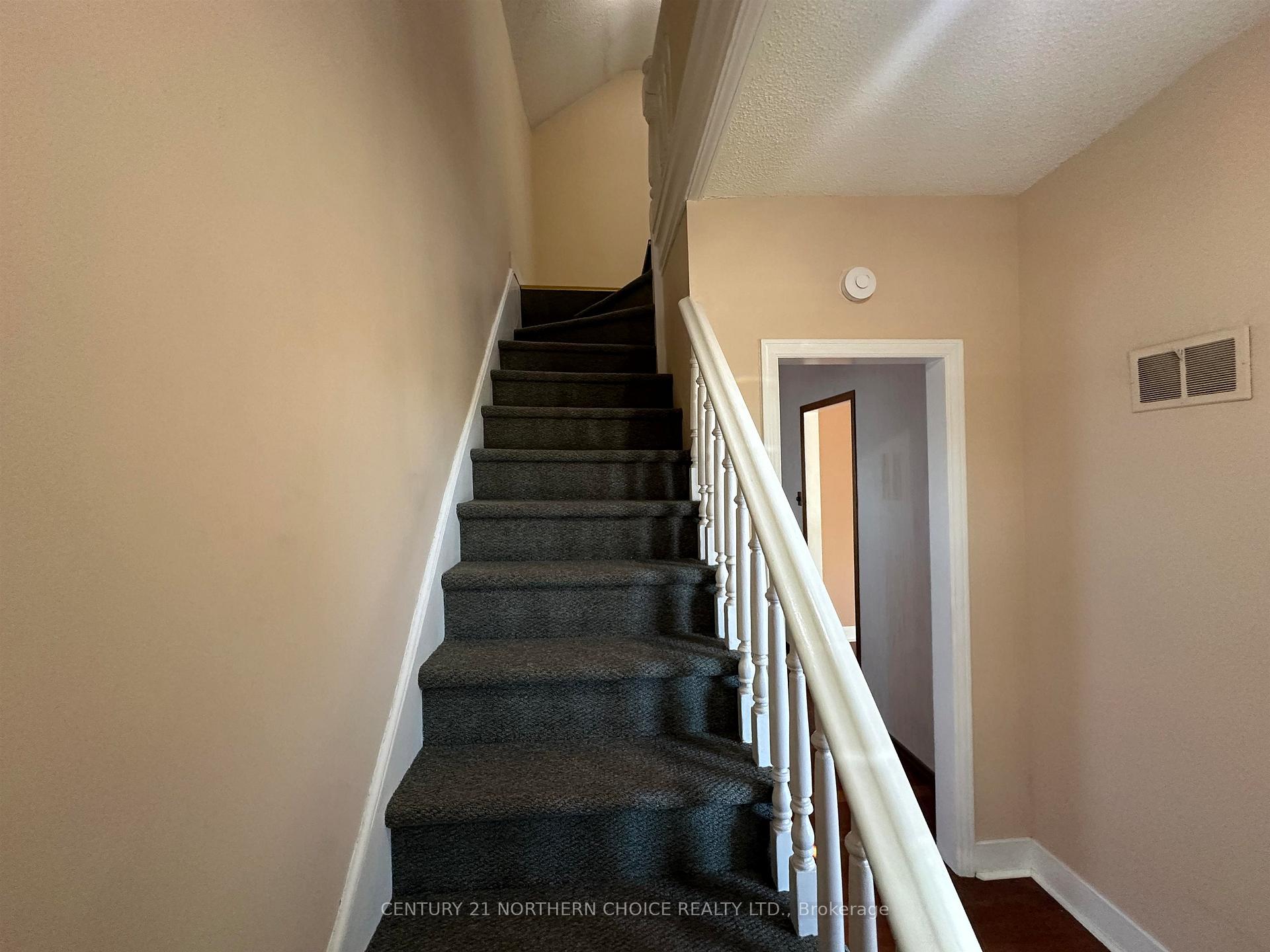 Photo 17 of 400 Third Street S, Kenora, Downtown — HOMEH