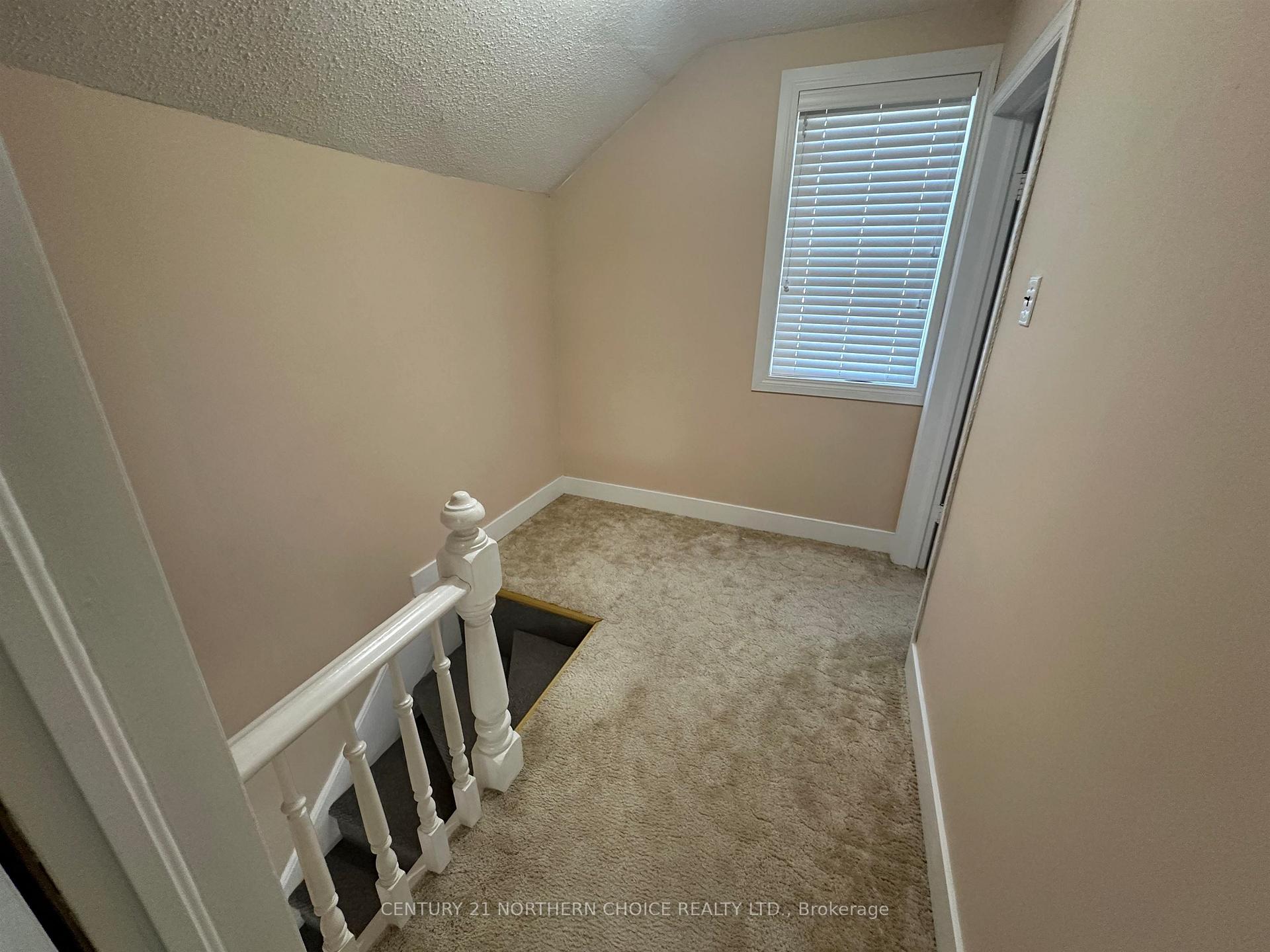 Photo 18 of 400 Third Street S, Kenora, Downtown — HOMEH