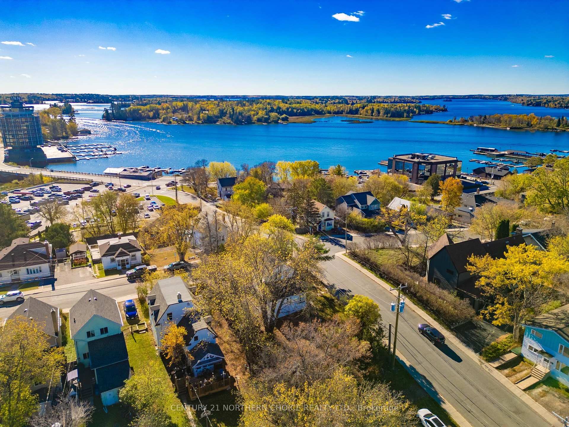 Photo 26 of 400 Third Street S, Kenora, Downtown — HOMEH