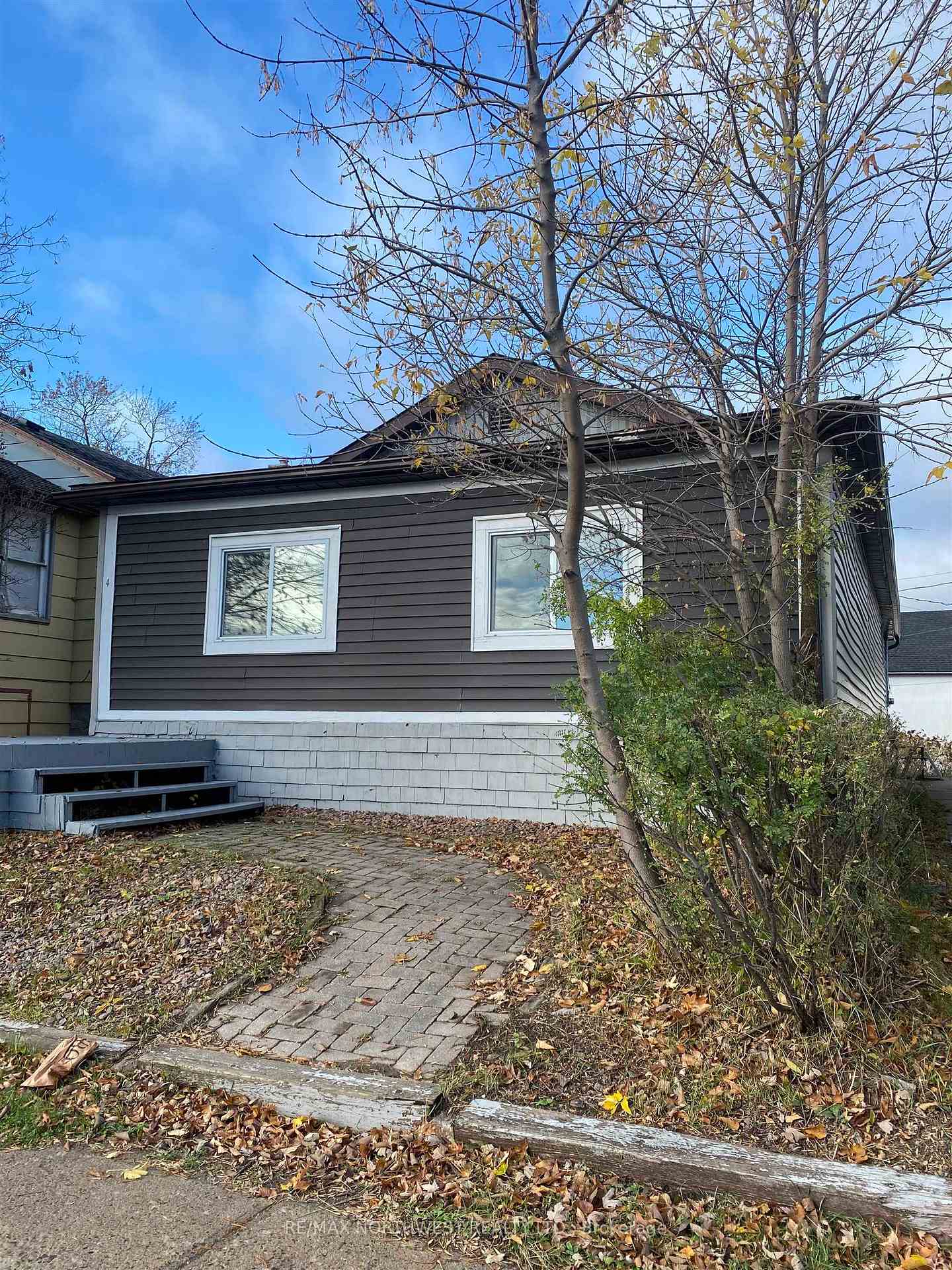 Photo 2 of 4 Sixth Avenue S, Kenora, Central — HOMEH