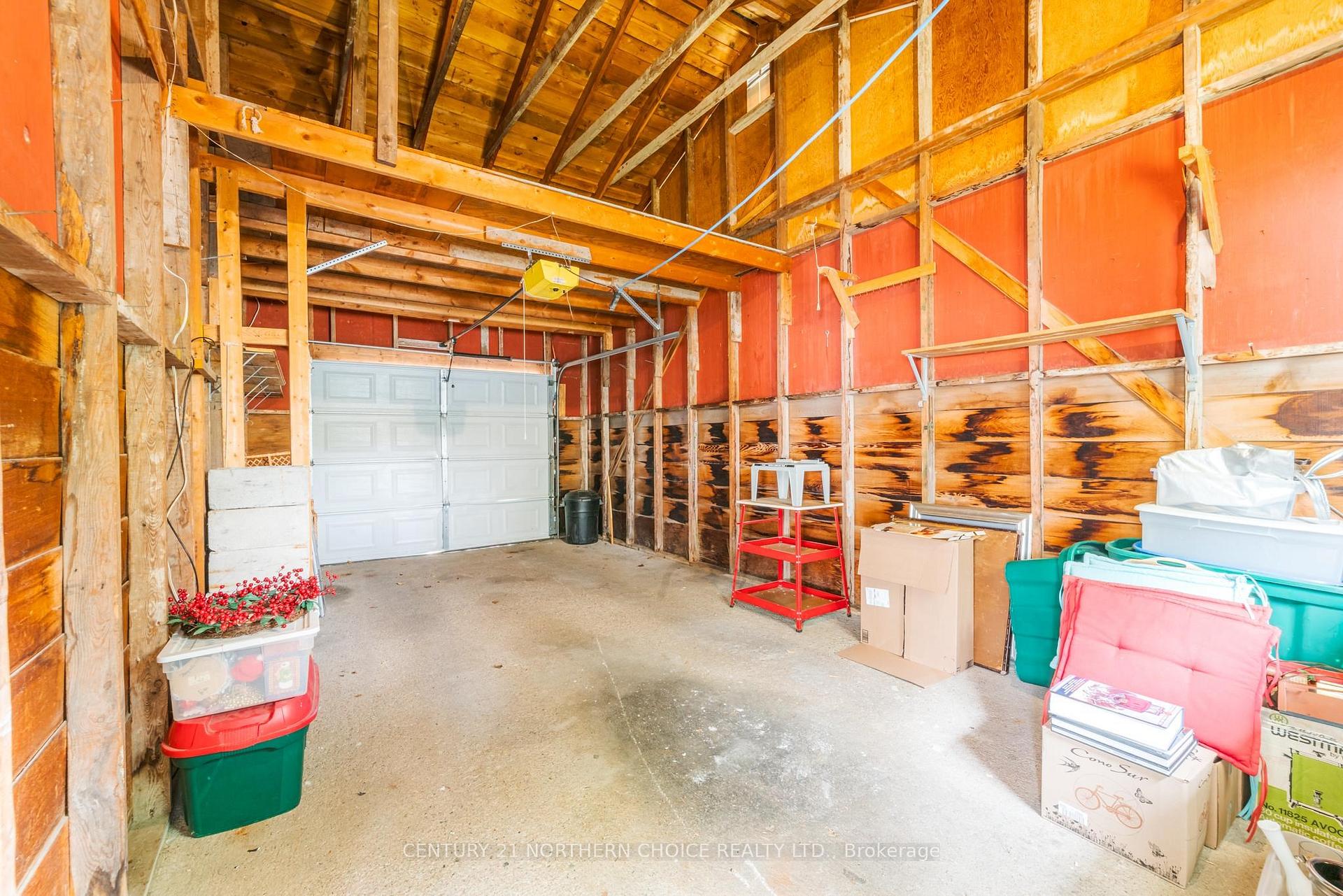 Photo 10 of 8 Seegmiller Avenue, Kenora, Pinecrest — HOMEH