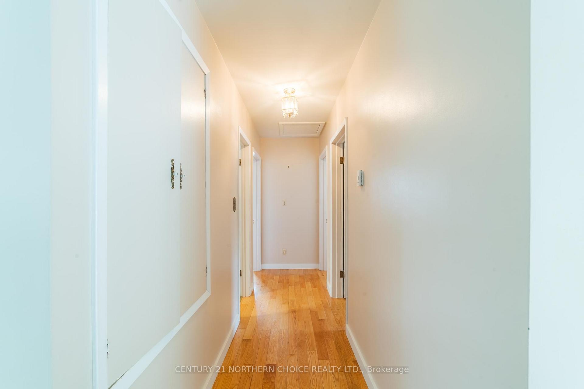 Photo 18 of 8 Seegmiller Avenue, Kenora, Pinecrest — HOMEH