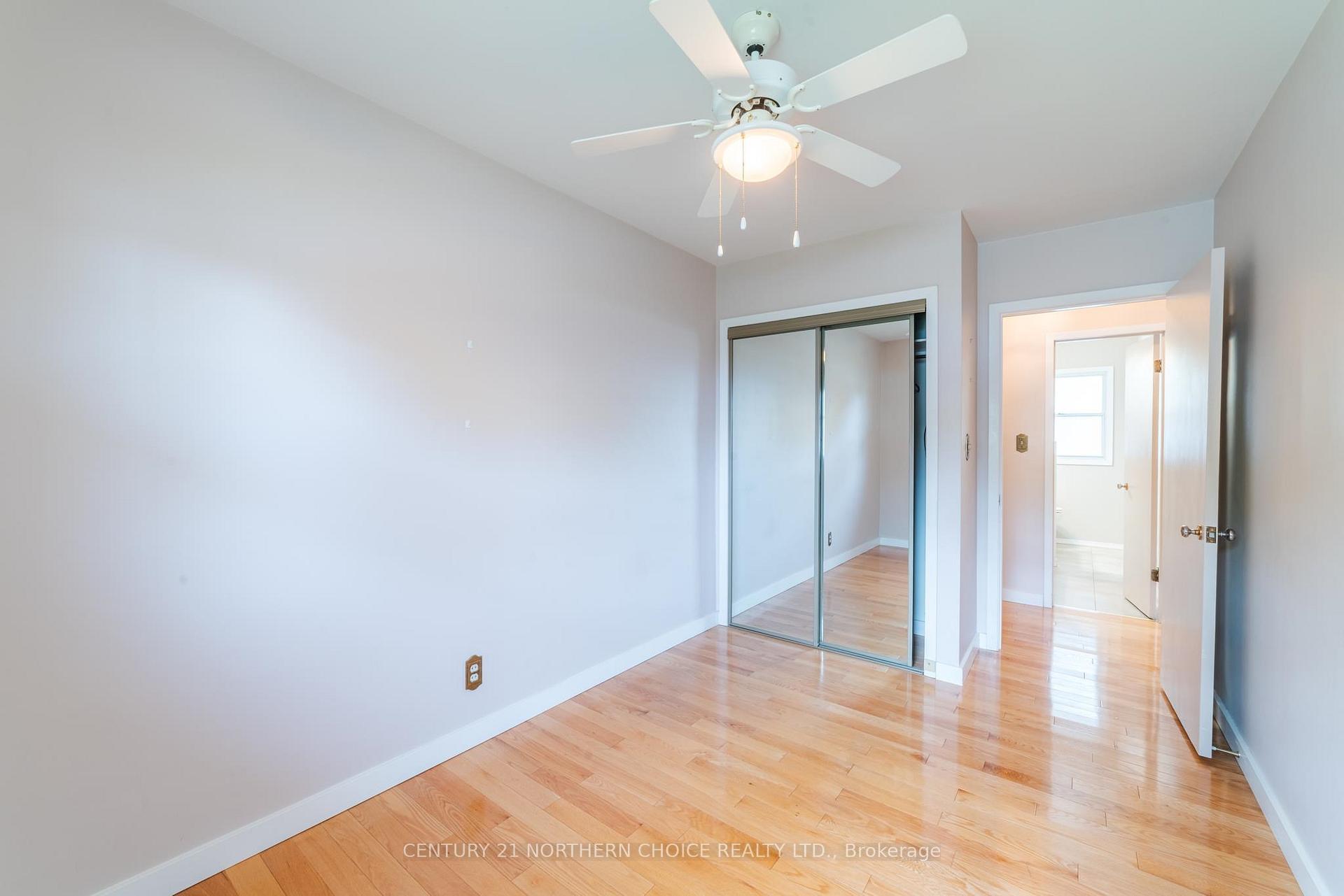 Photo 25 of 8 Seegmiller Avenue, Kenora, Pinecrest — HOMEH