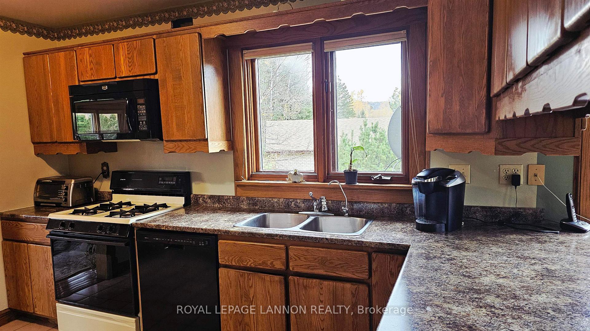 Photo 6 of 4521 Hwy 61, Neebing, Blake — HOMEH