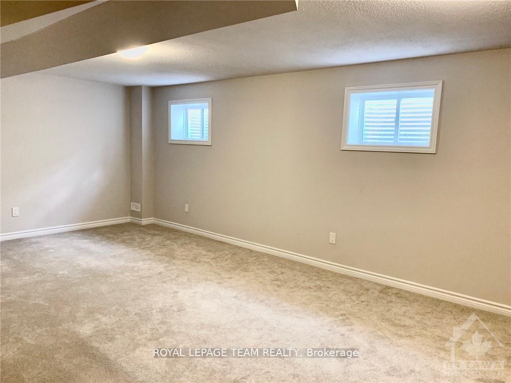 Photo 22 of 3044 Travertine Way, Ottawa, Barrhaven - Half Moon Bay — HOMEH