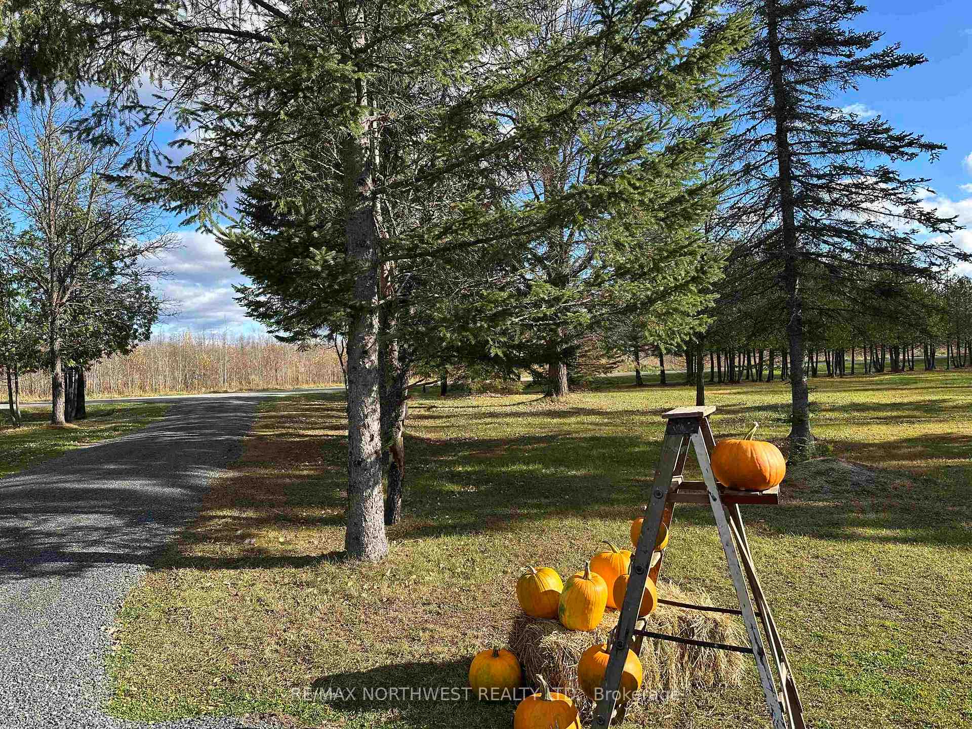 Photo 38 of 1897 Lavallee Road S, La Vallee — HOMEH