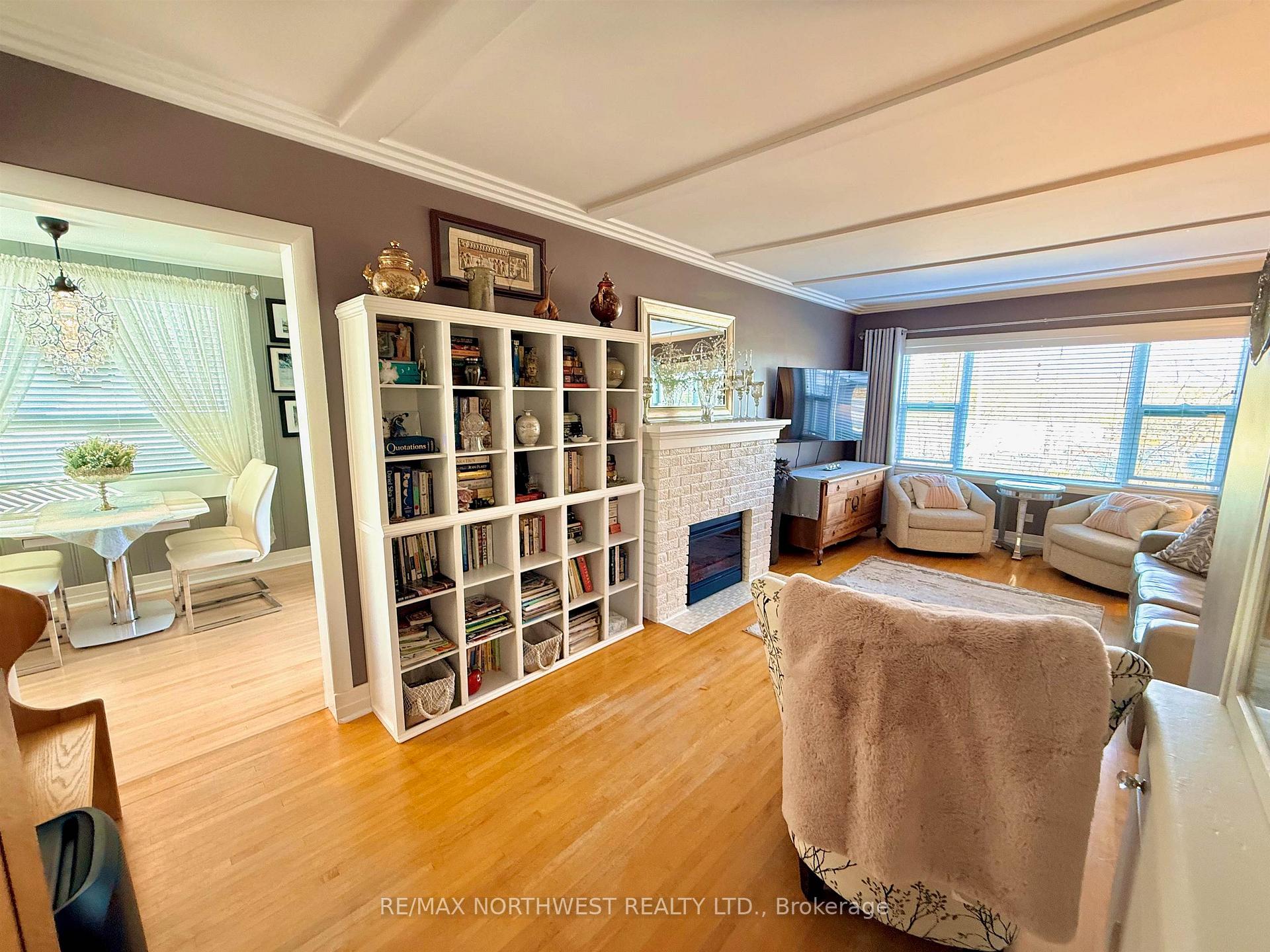 Photo 7 of 317 Fifth Street N, Kenora, North End — HOMEH