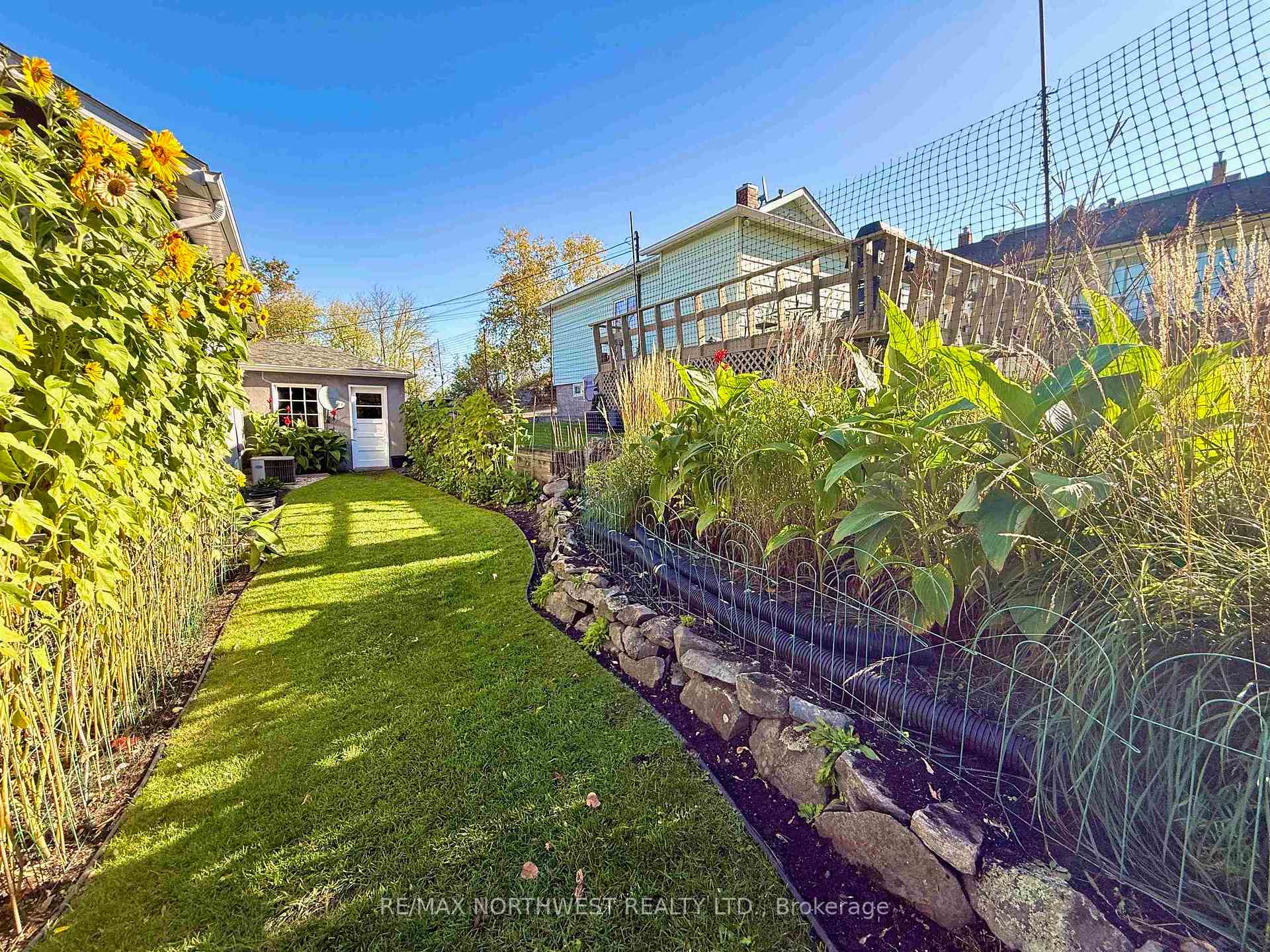 Photo 22 of 317 Fifth Street N, Kenora, North End — HOMEH