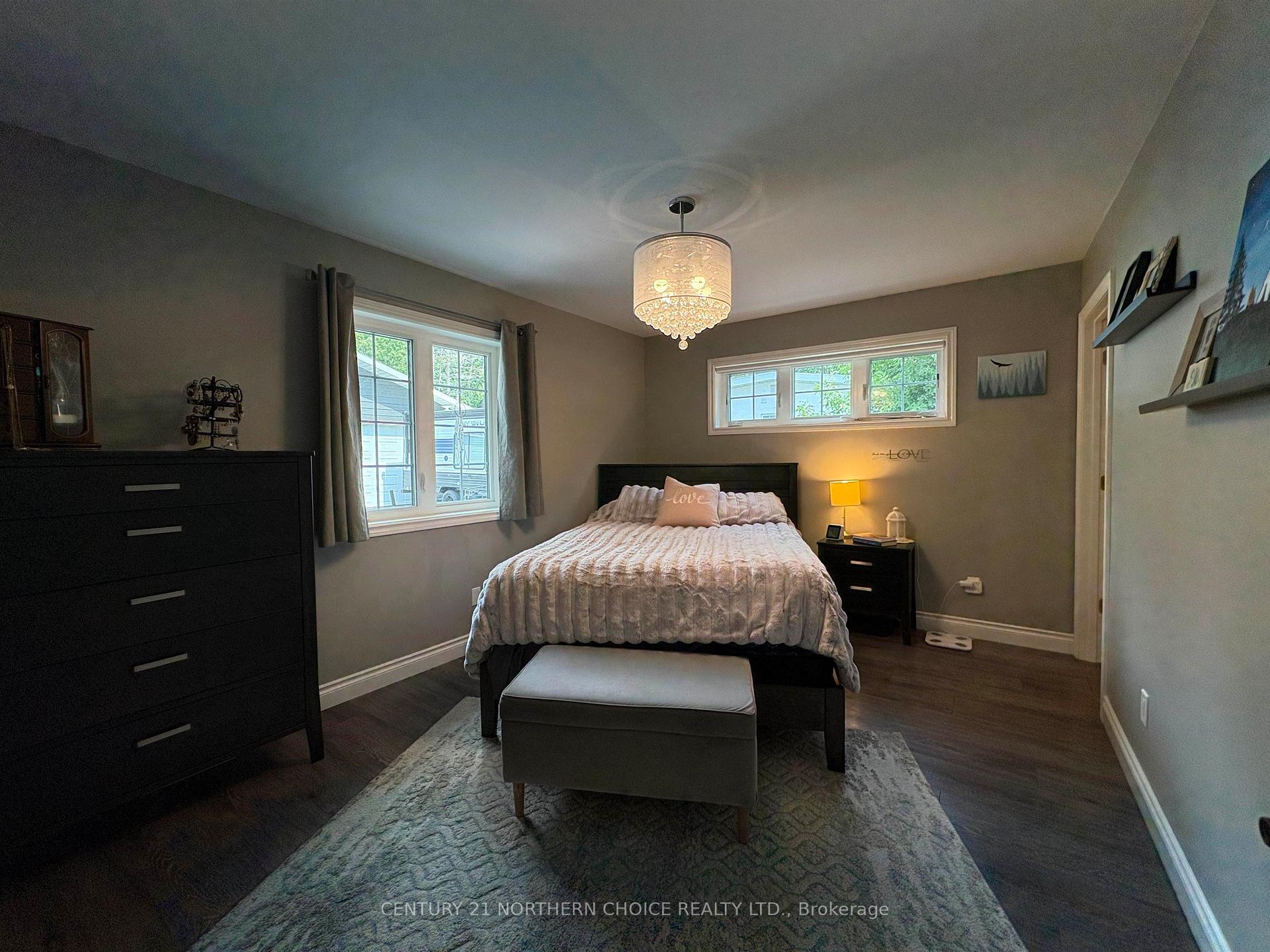 Photo 14 of 1702 Sunset Drive, Fort Frances — HOMEH