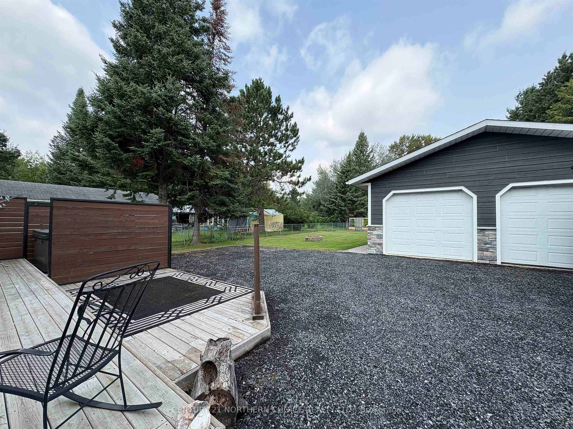 Photo 35 of 1702 Sunset Drive, Fort Frances — HOMEH