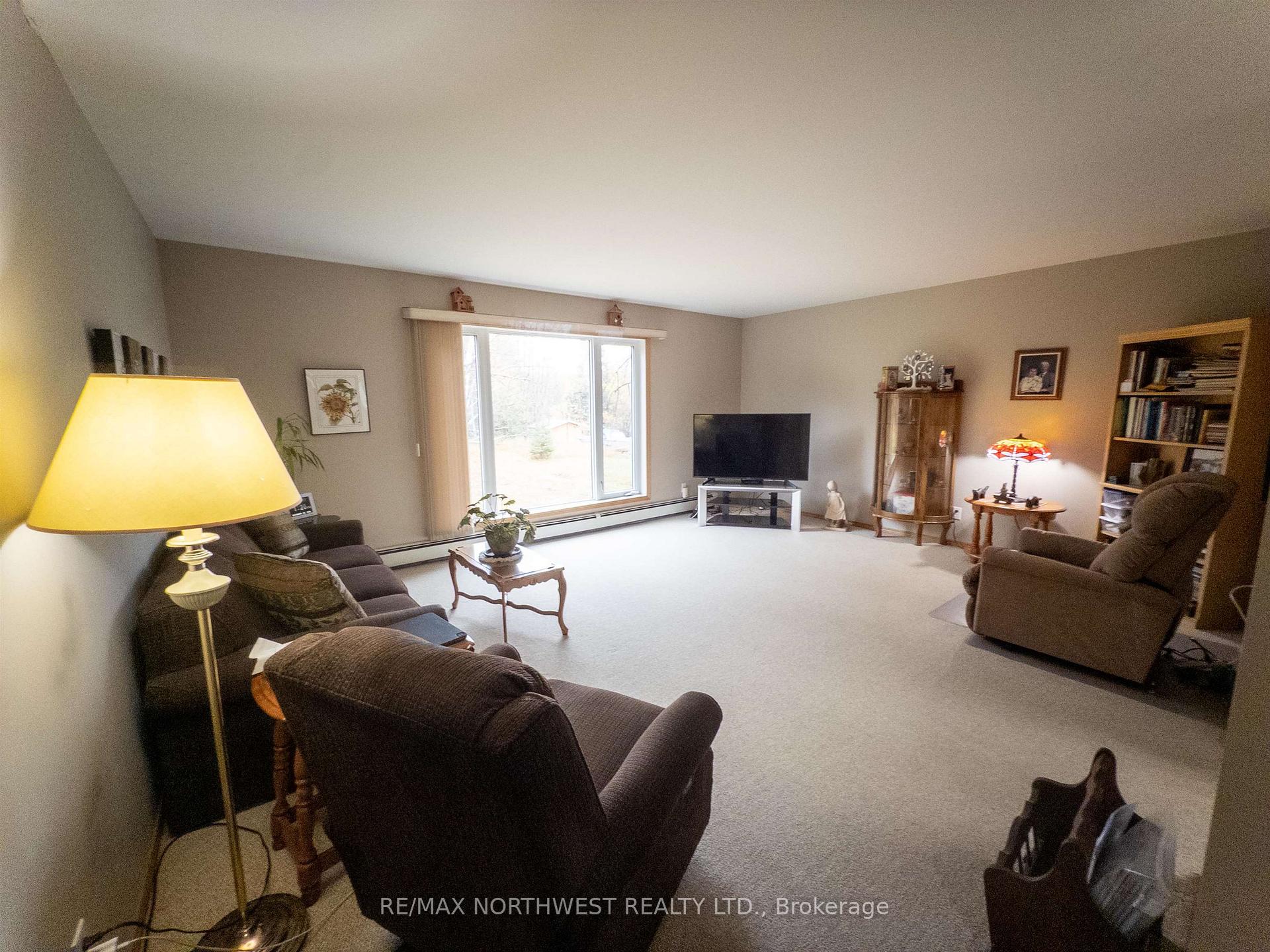 Photo 12 of 353 Airport Road, Kenora, Airport Road North — HOMEH