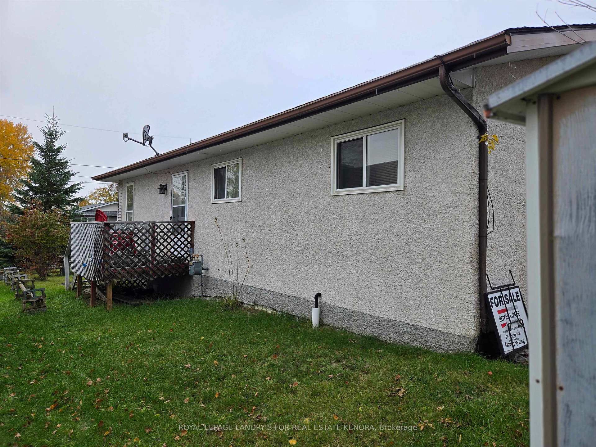 Photo 5 of 9 Universal Drive, Kenora, Rabbit Lake — HOMEH