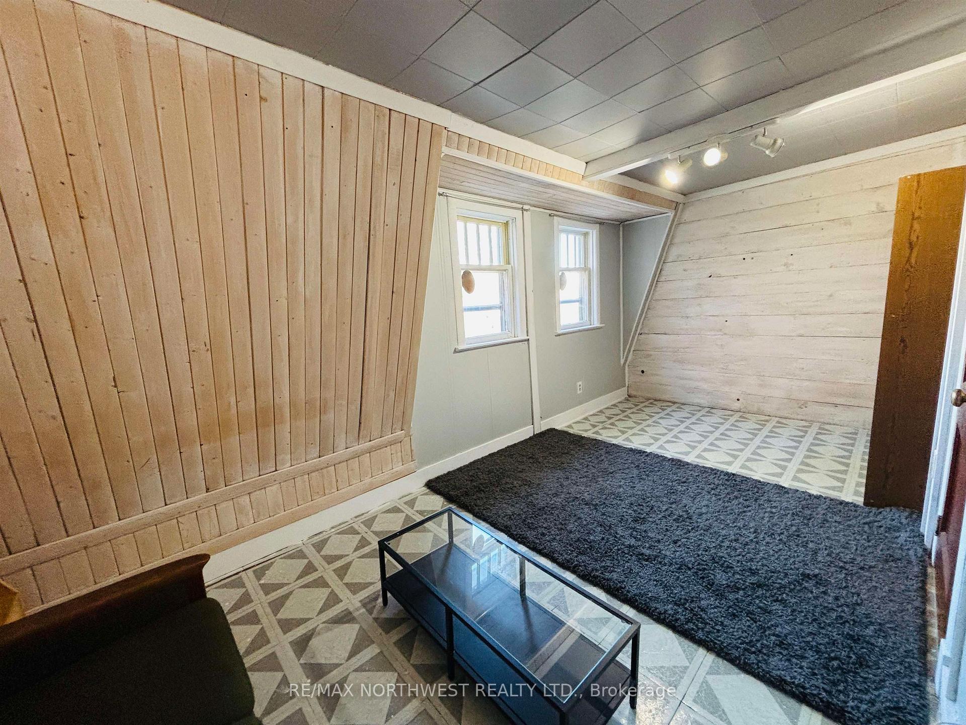 Photo 21 of 219 Fifth St N, Kenora, North End — HOMEH