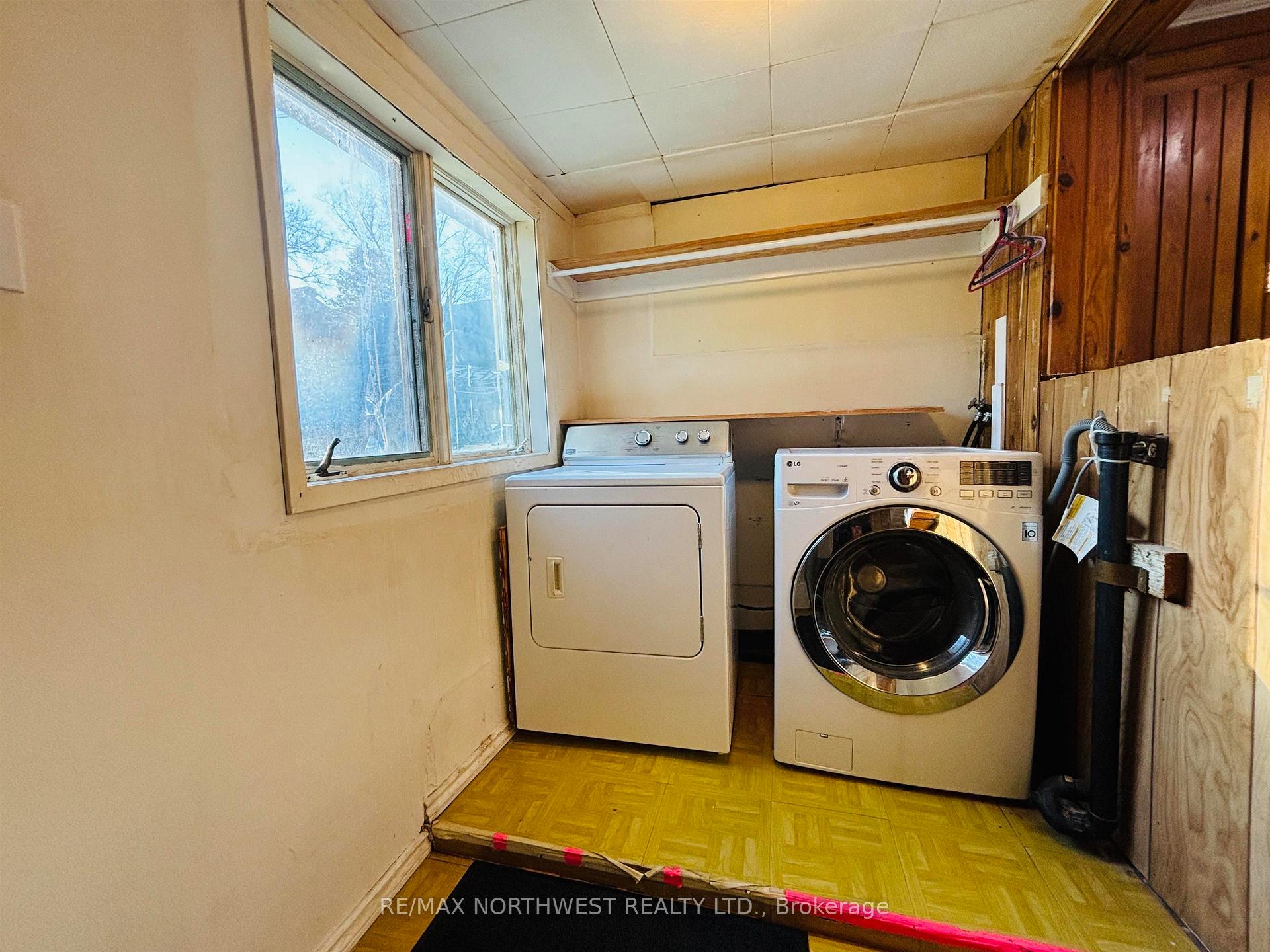 Photo 28 of 219 Fifth St N, Kenora, North End — HOMEH