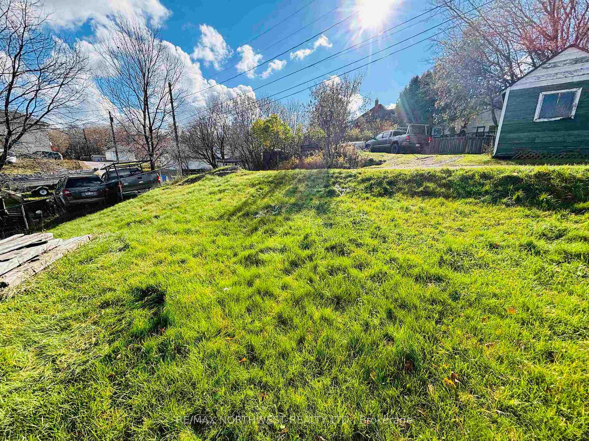 Photo 32 of 219 Fifth St N, Kenora, North End — HOMEH