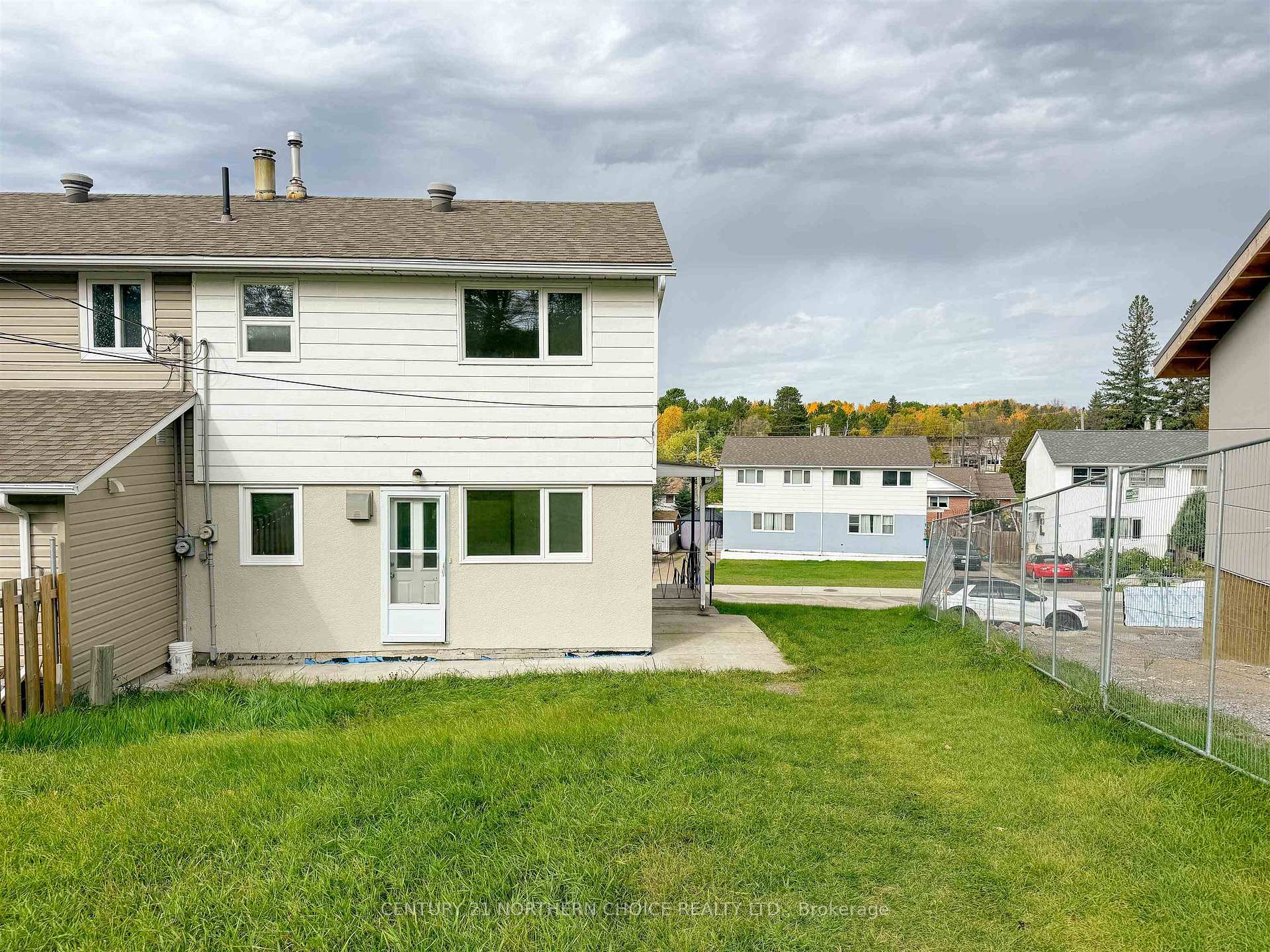 Photo 6 of 33 Drewry Drive, Kenora, Pinecrest — HOMEH