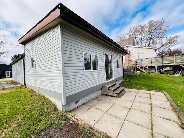 Photo 7 of 413 River St, Kenora, Keewatin — HOMEH