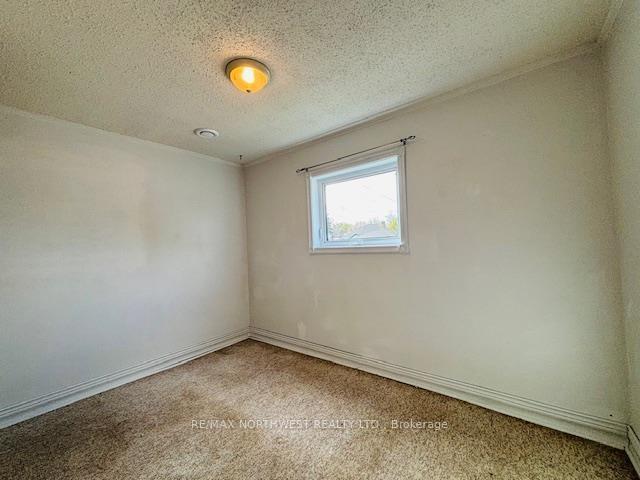 Photo 31 of 413 River St, Kenora, Keewatin — HOMEH