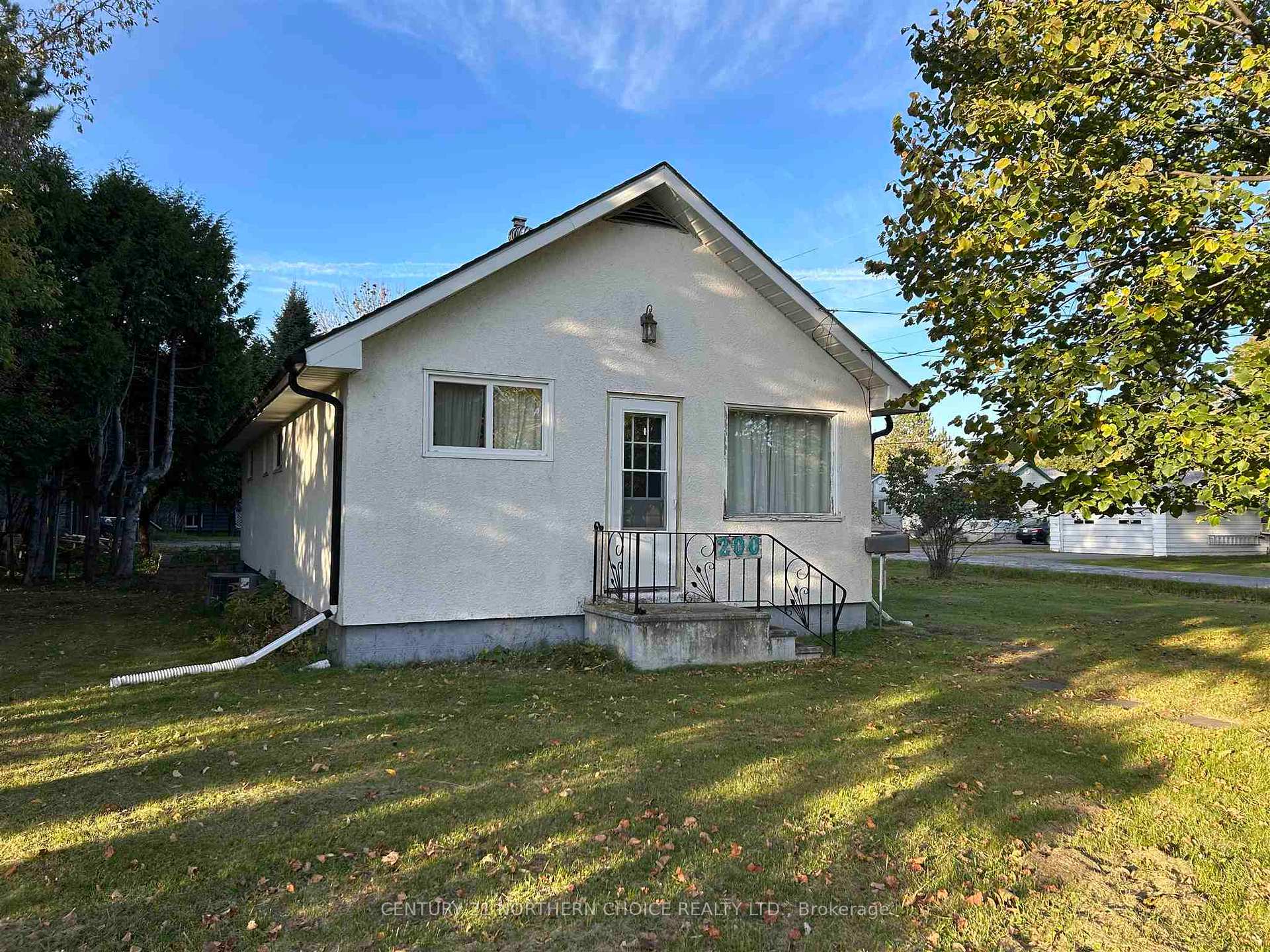 Photo 1 of 200 Sixth Street W, Fort Frances — HOMEH